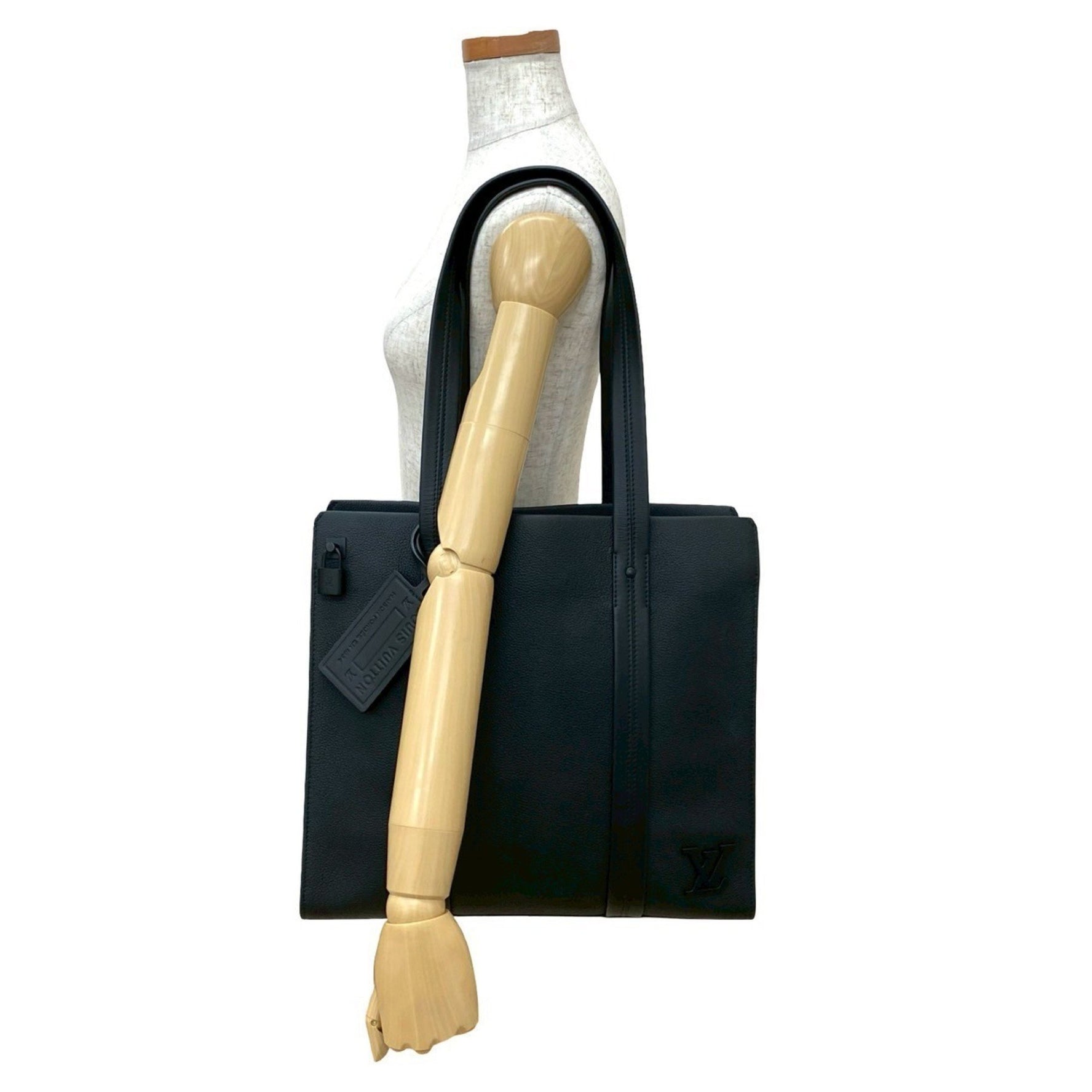 LOUIS VUITTON Take Off Tote Aerogram Leather Bag/Semi-Shoulder Bag 04776