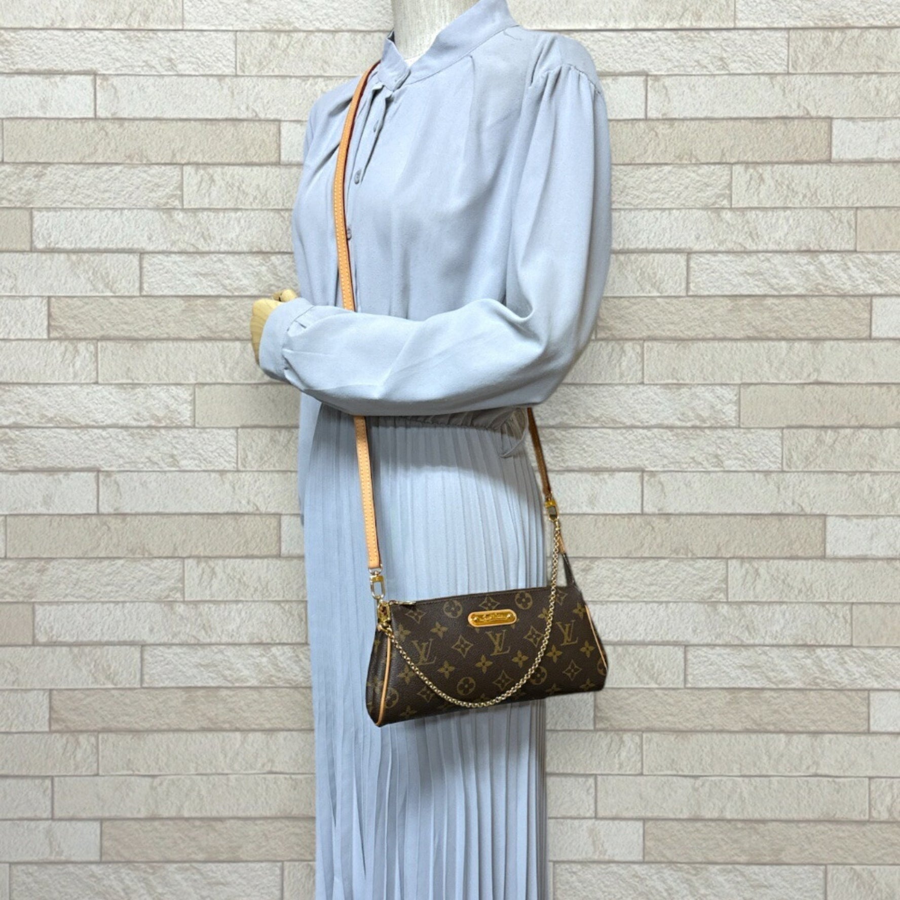 Louis Vuitton Eva Monogram Shoulder Bag Canvas