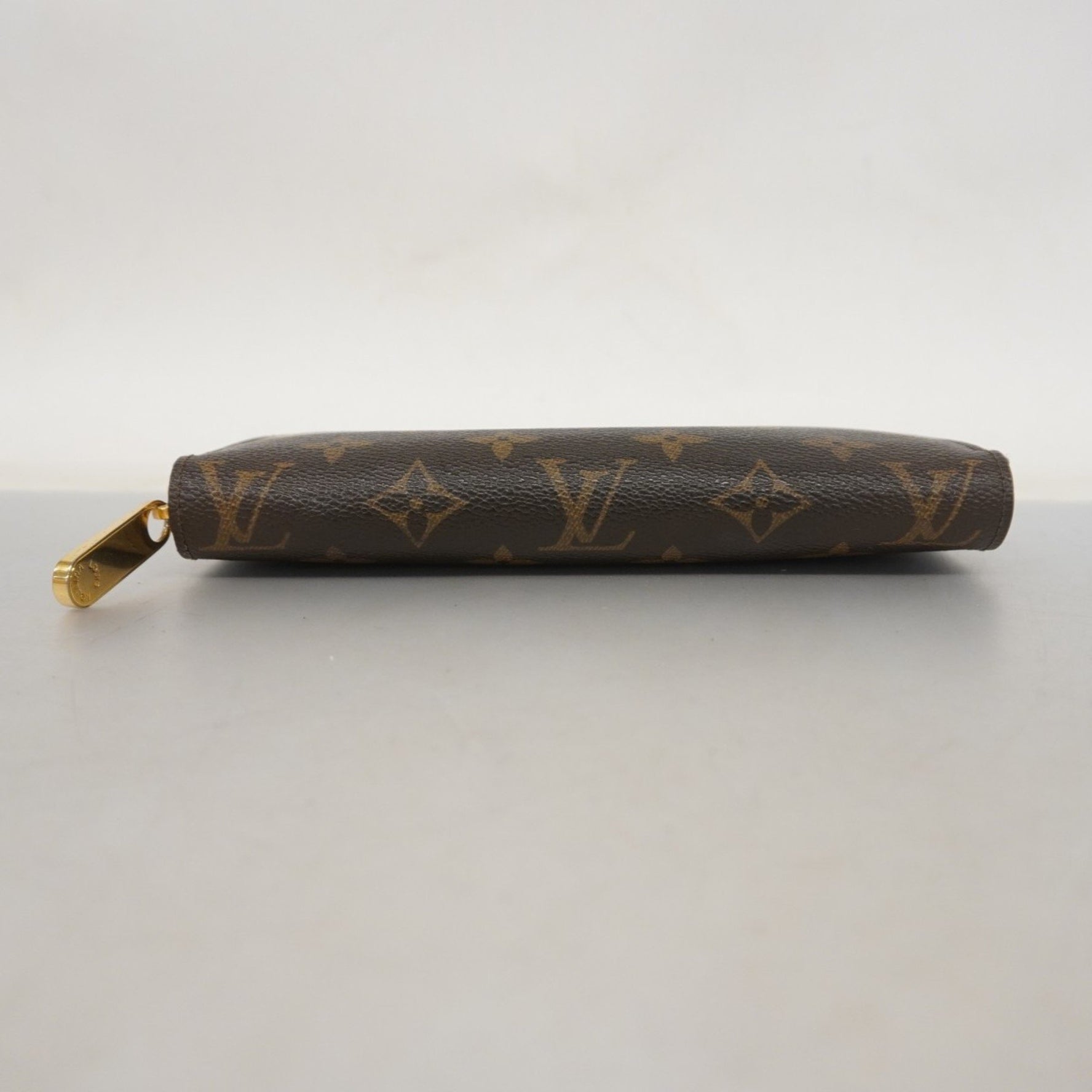 Louis Vuitton Monogram Zippy Wallet