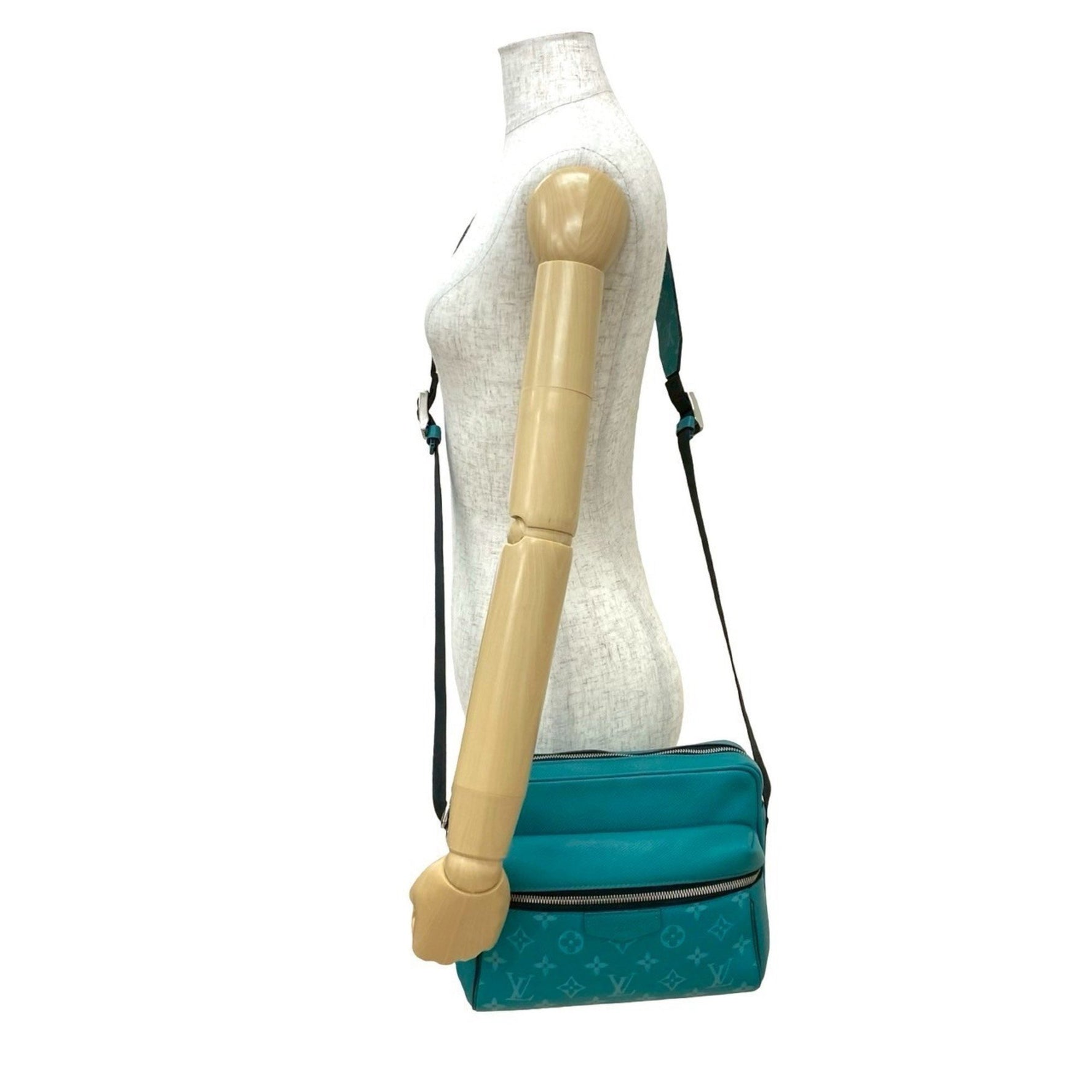 LOUIS VUITTON Outdoor Messenger PM Monogram Taiga Rama Leather Shoulder Bag