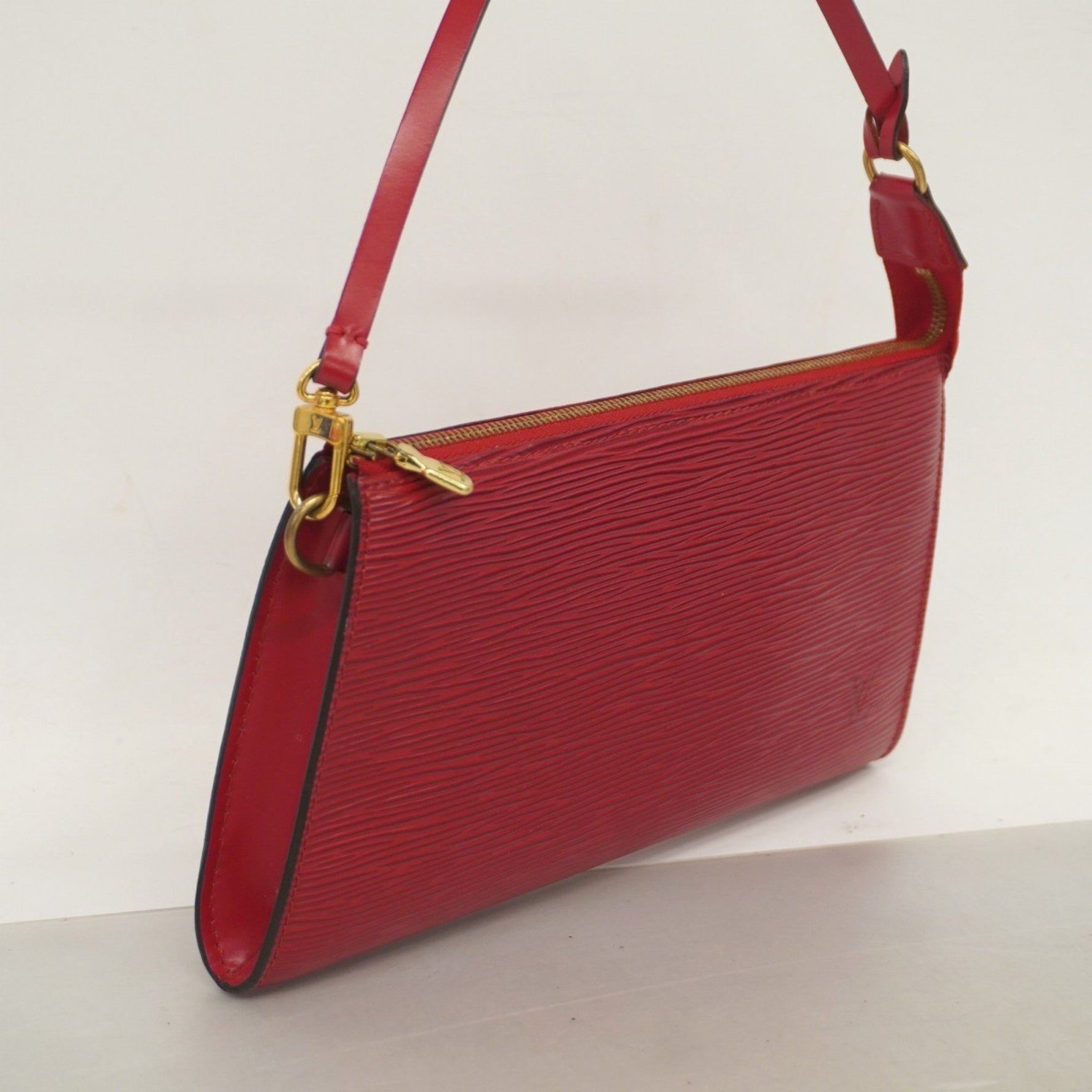 Louis Vuitton Epi Pouch Accessoires Castilian Red