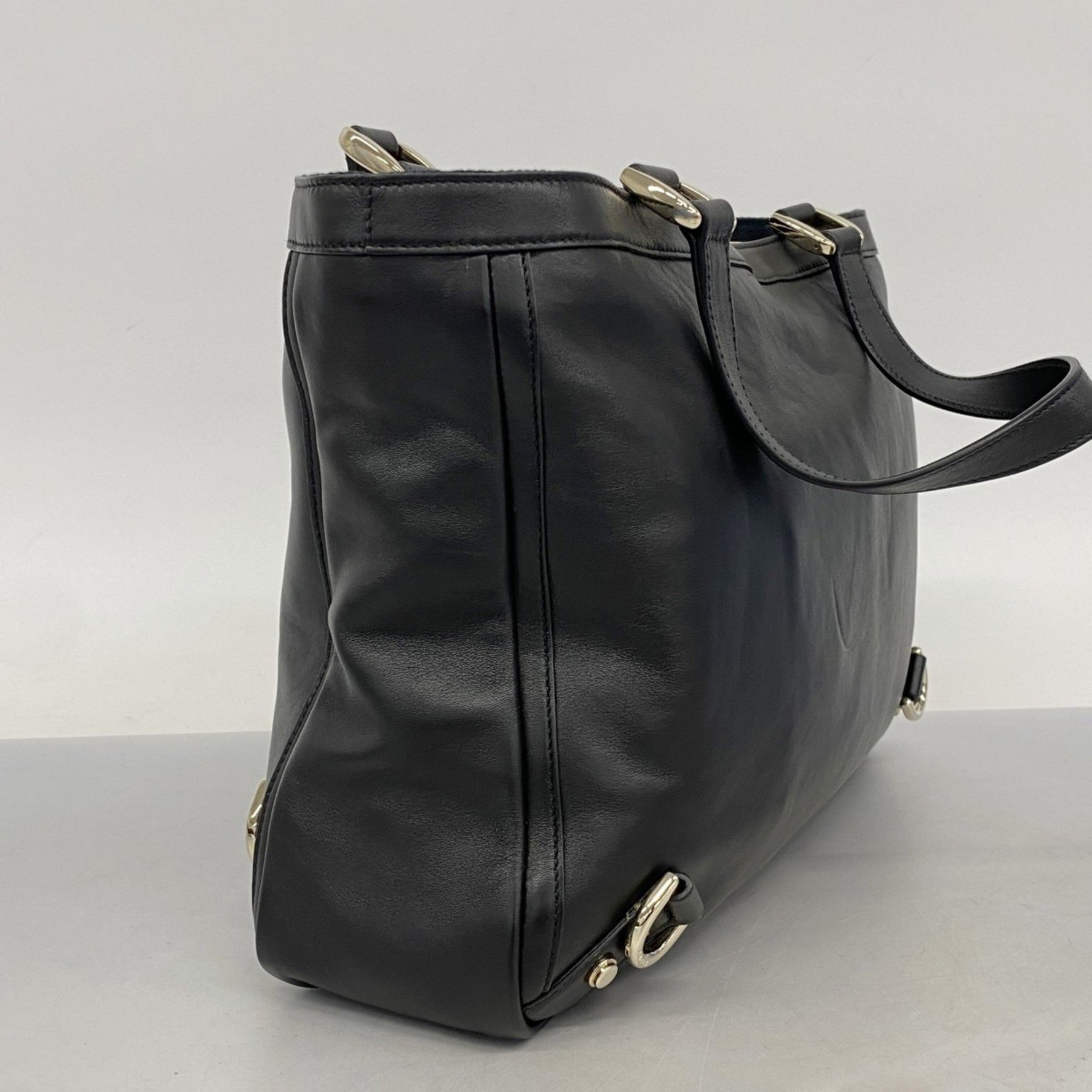 Gucci handbag Abbey leather champagne