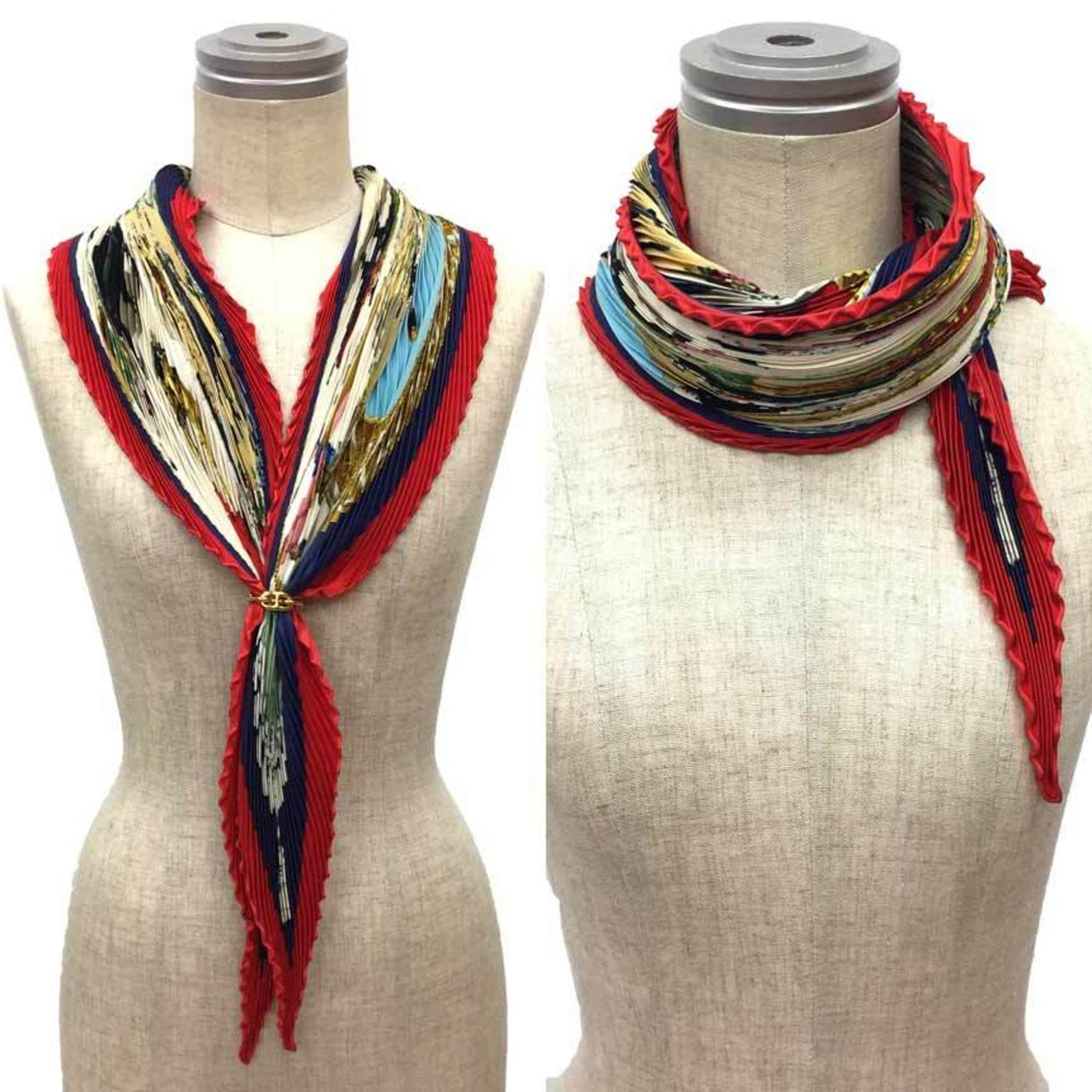 HERMES Pleated Scarf Carré 90 PLAZA DE TOROS Bullring 100% Silk Muffler