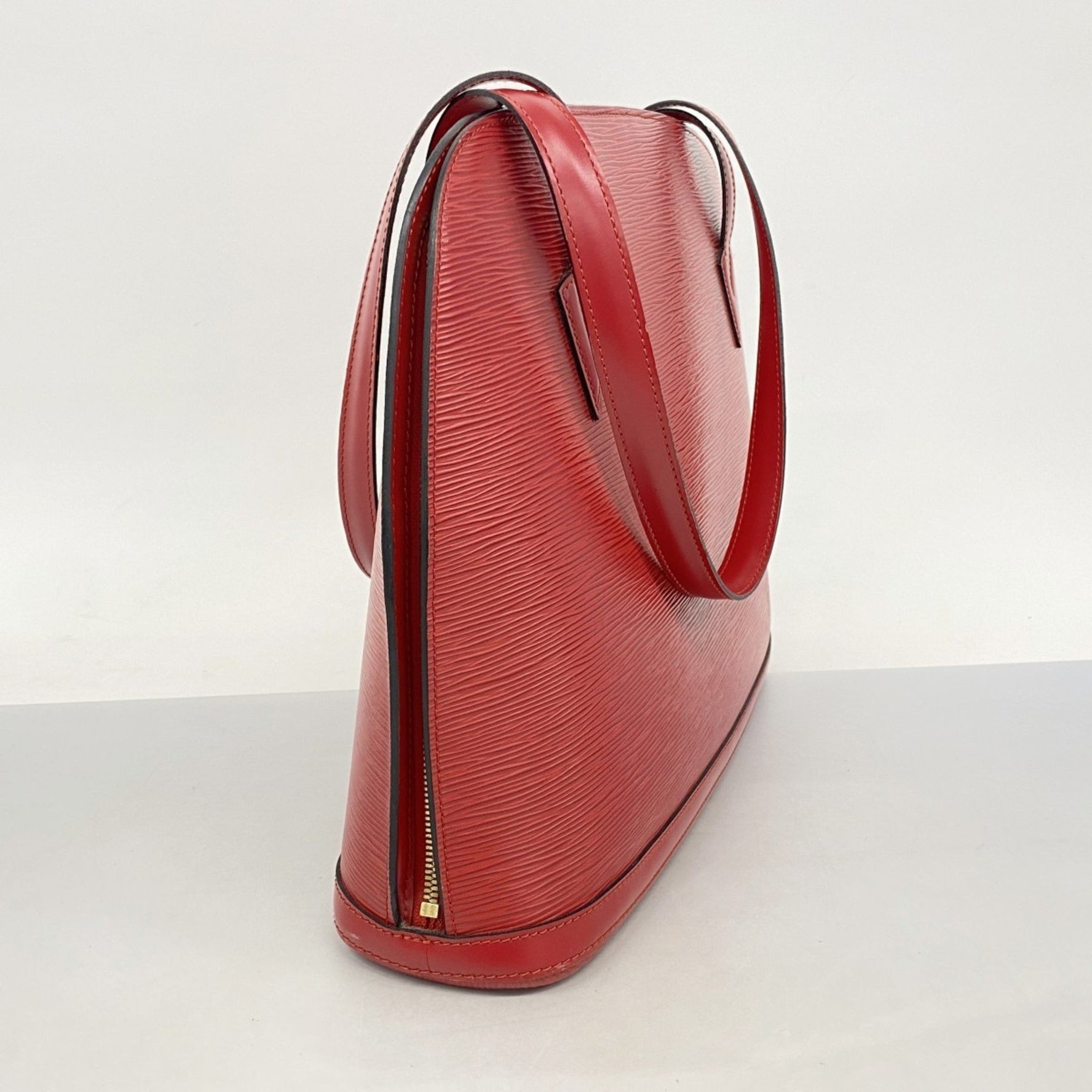 Louis Vuitton Epi Shoulder Bag Lussack Castilian Red