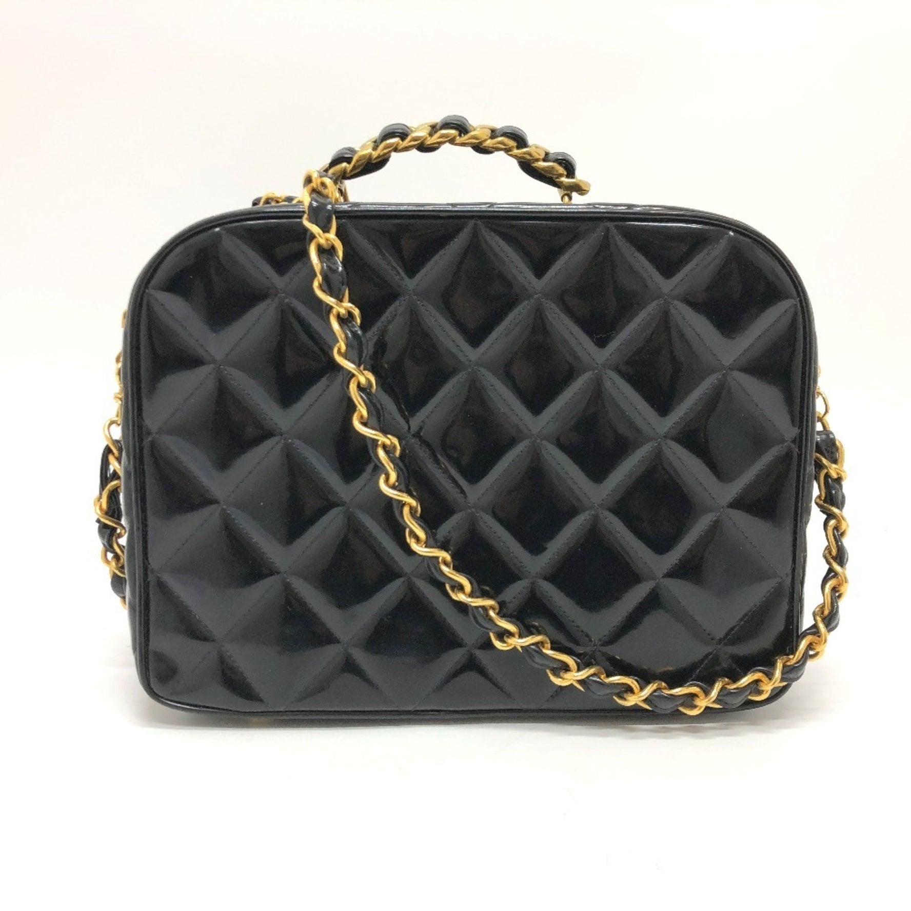 CHANEL Matelasse Vanity Handbag in Enamel