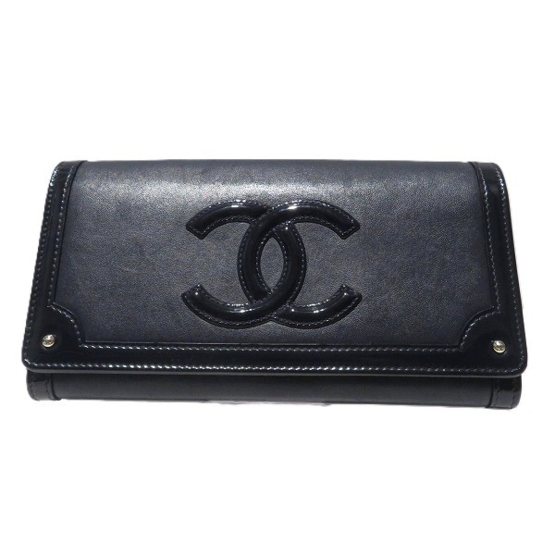 CHANEL Leather Coco Mark Bi-fold Wallet Long