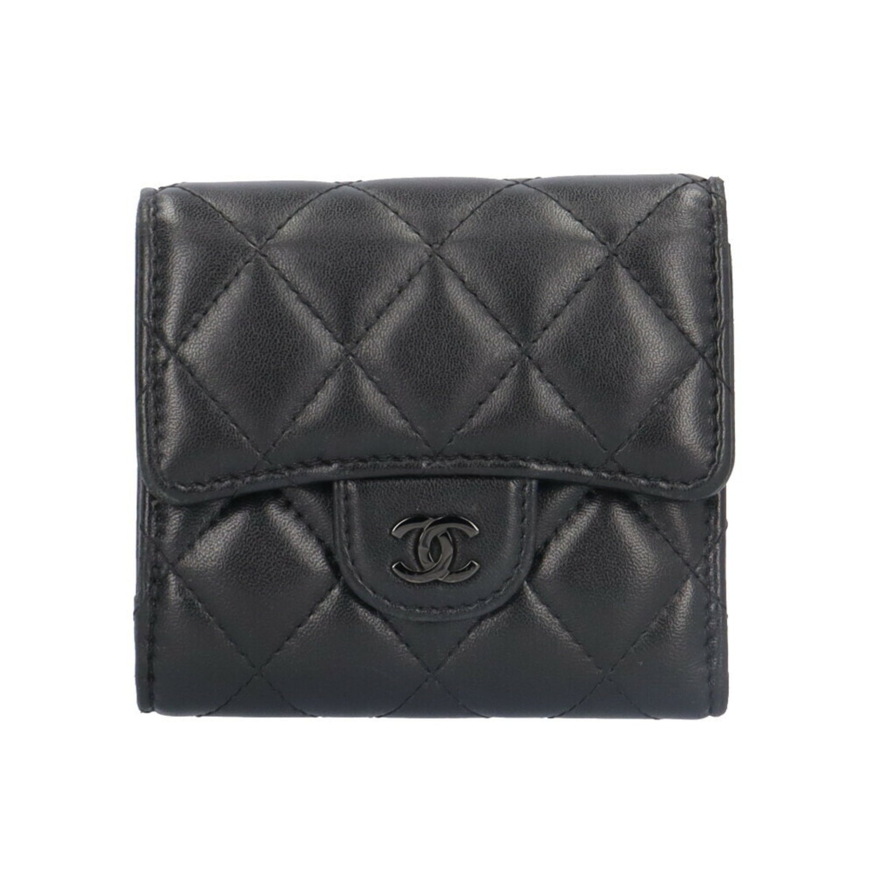 CHANEL Tri-fold Wallet Lambskin
