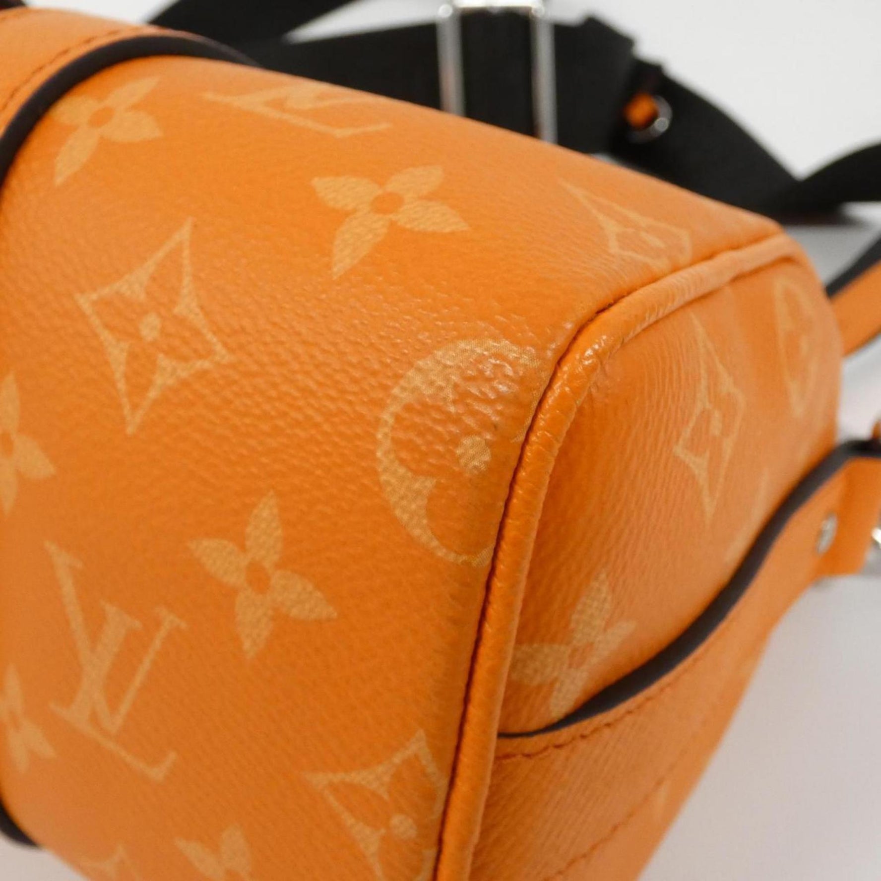 Louis Vuitton Taigarama Keepall Bandouliere Boston Bag