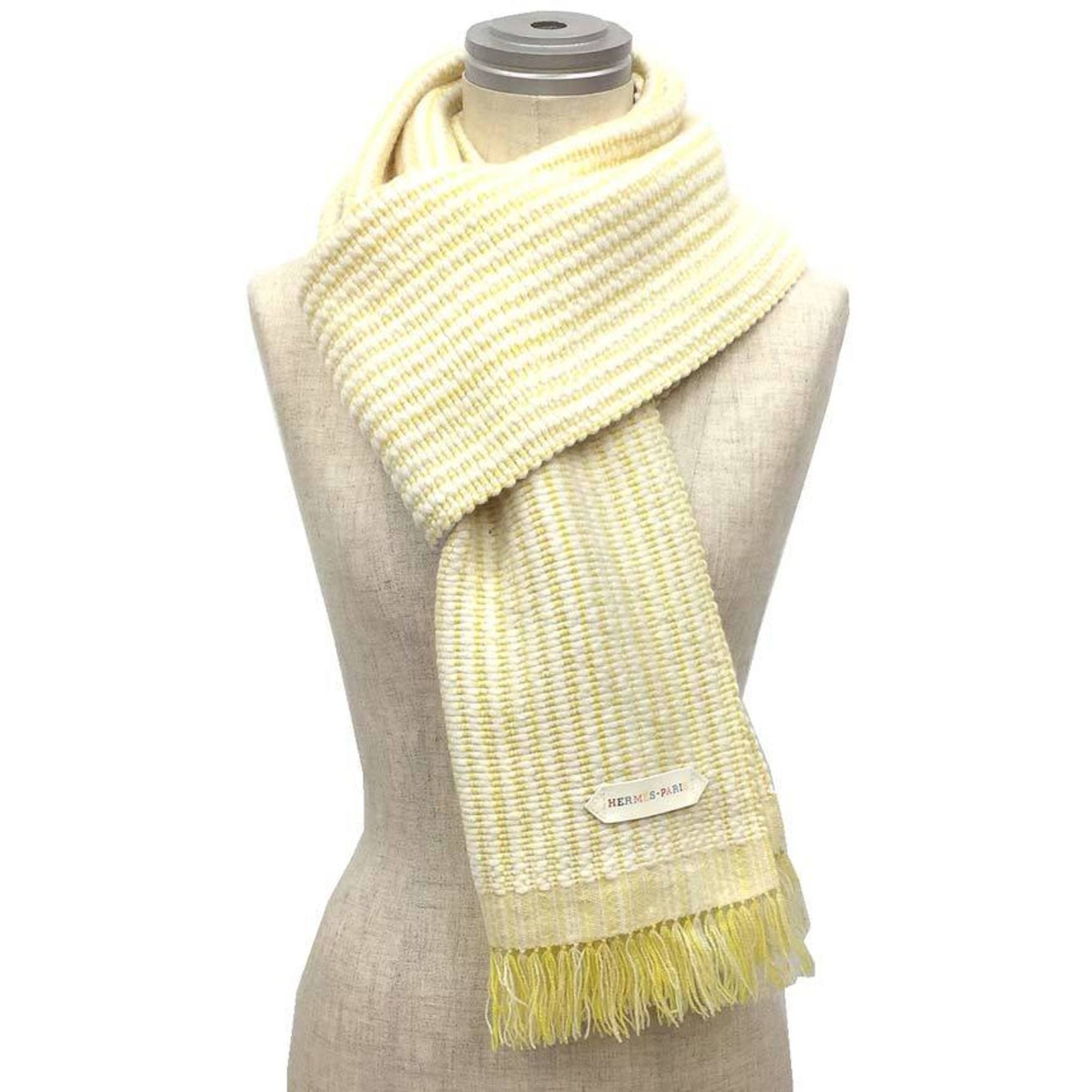 HERMES Leather patch scarf, wavy double-faced, 100% cashmere, yellow x white