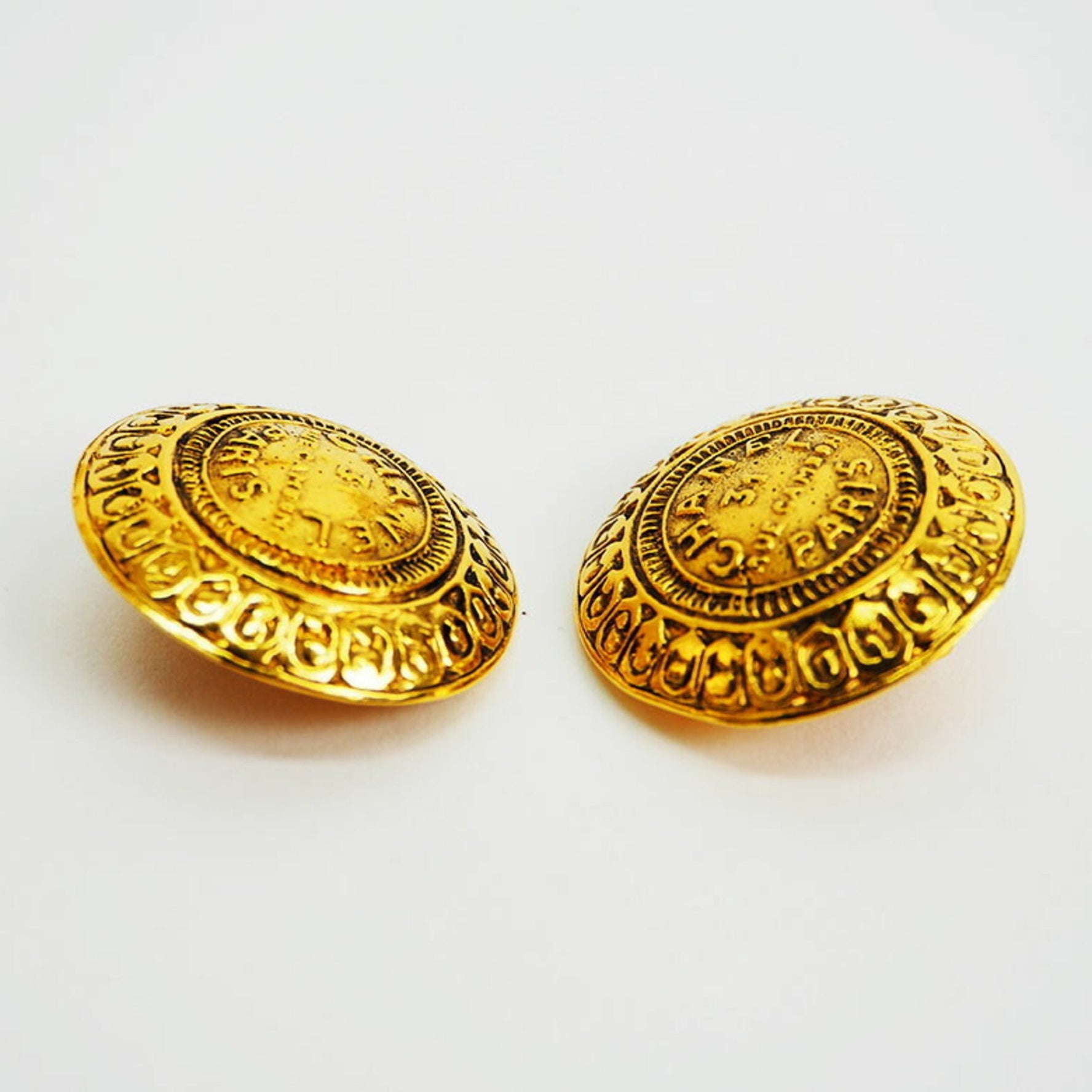 Chanel Round Cambon Earrings 31 Le