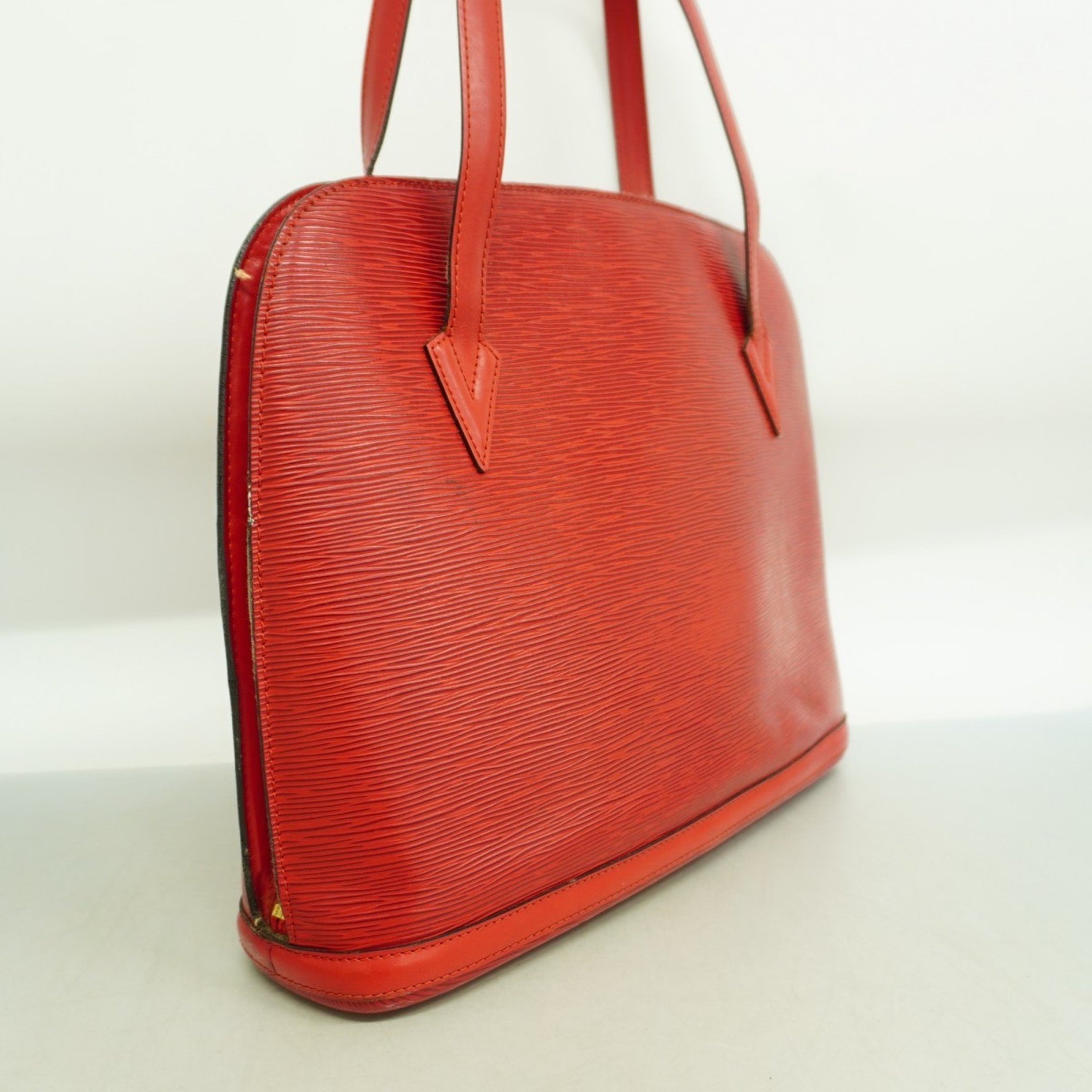 Louis Vuitton Epi Shoulder Bag Lussack Castilian Red