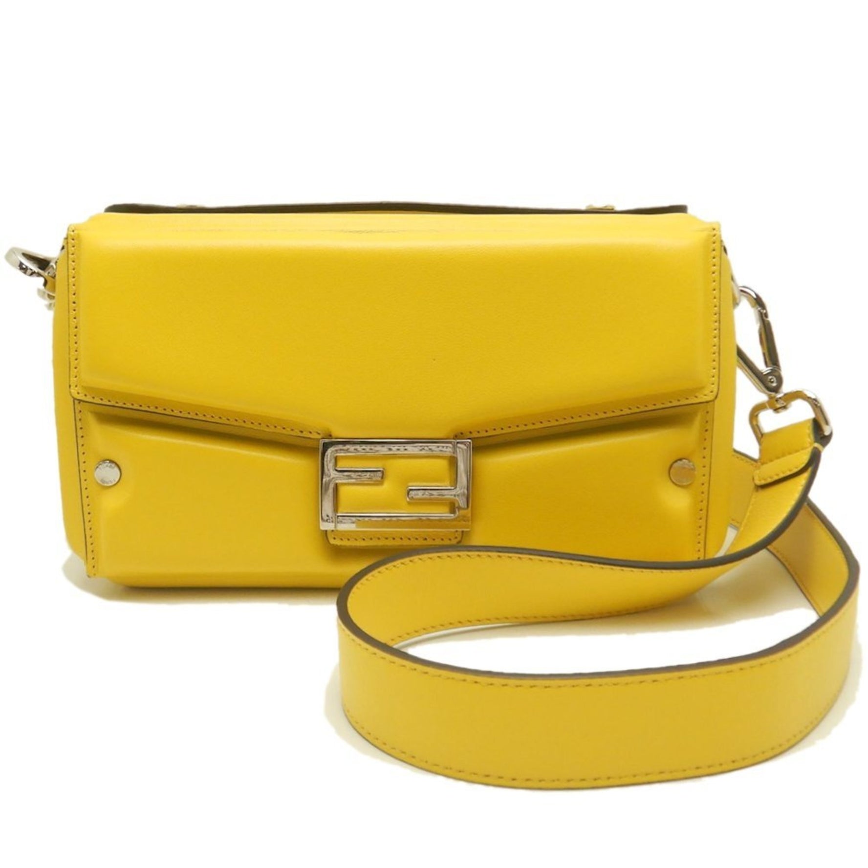 FENDI Bucket Soft Trunk Shoulder Bag in Leather