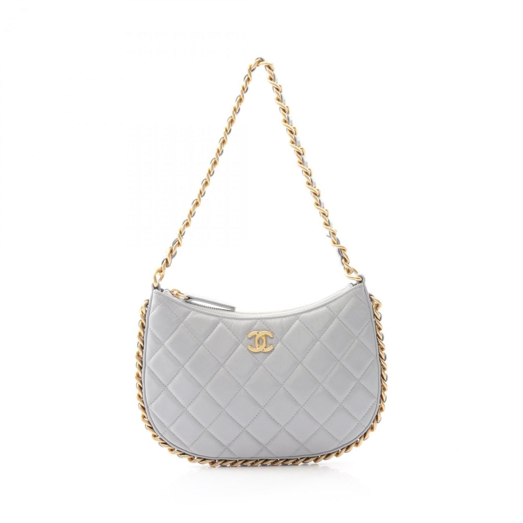 CHANEL Matelasse Shoulder Bag in Lambskin Leather