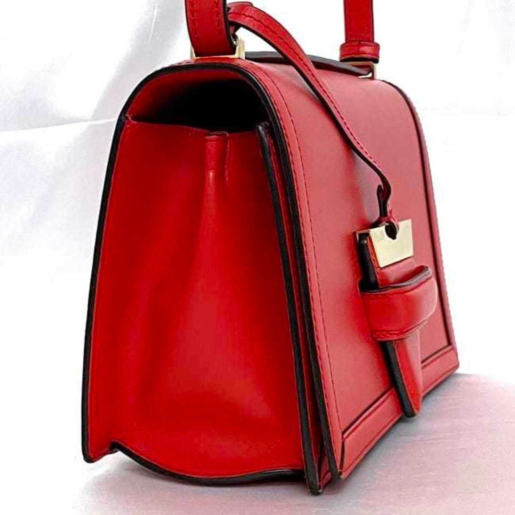 LOEWE Shoulder Bag Barcelona Red Flap Leather Compact