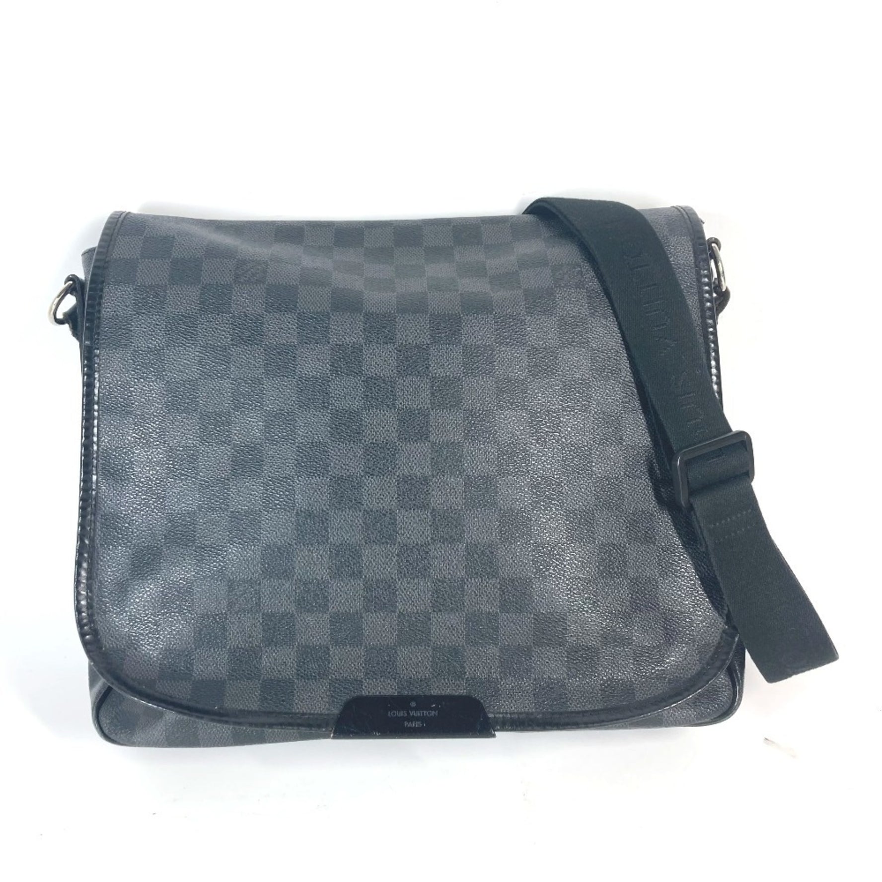 Louis Vuitton Damier Graphite Distrix MM Bag Flap Messenger Crossbody Shoulder Canvas Men's