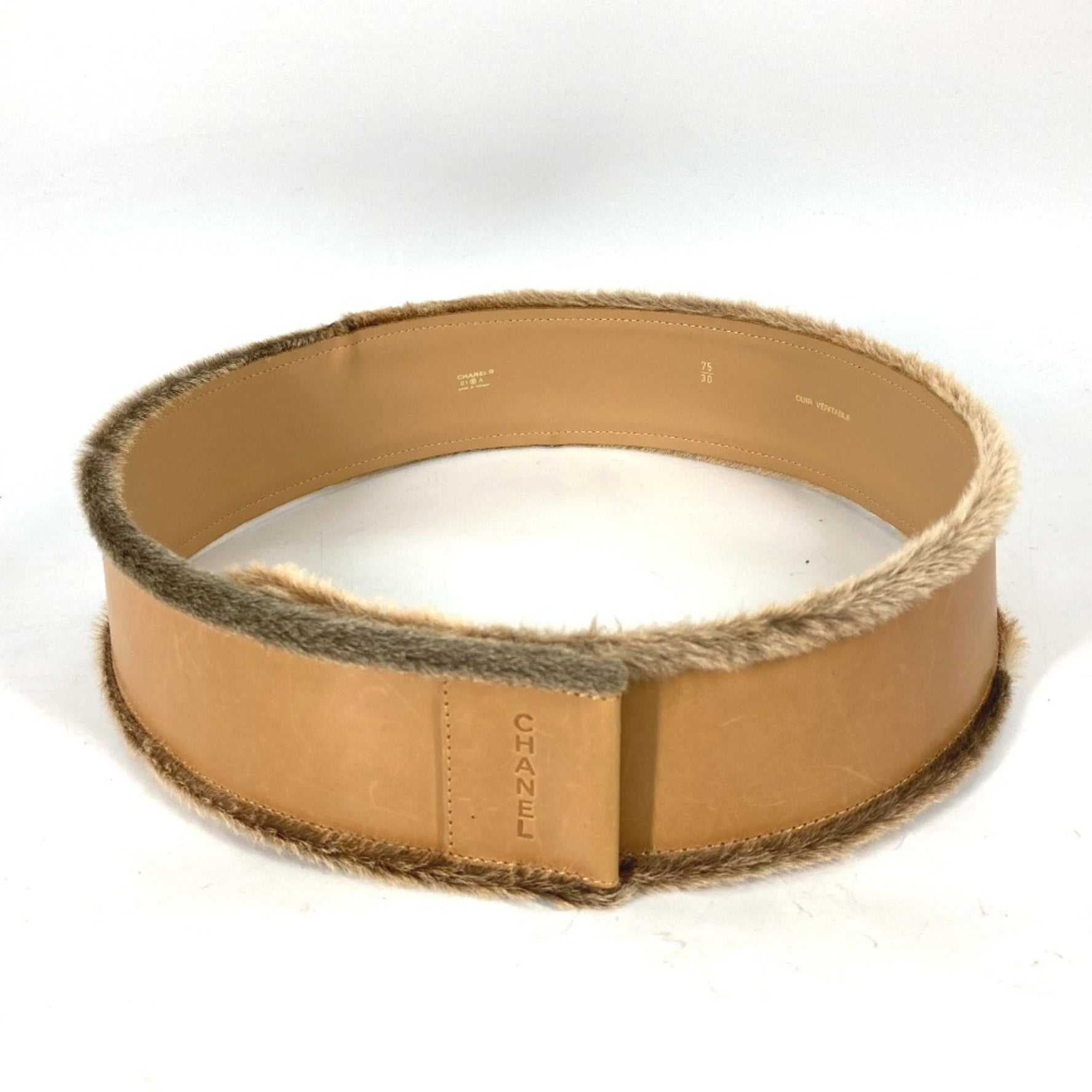 Chanel belt RedBased