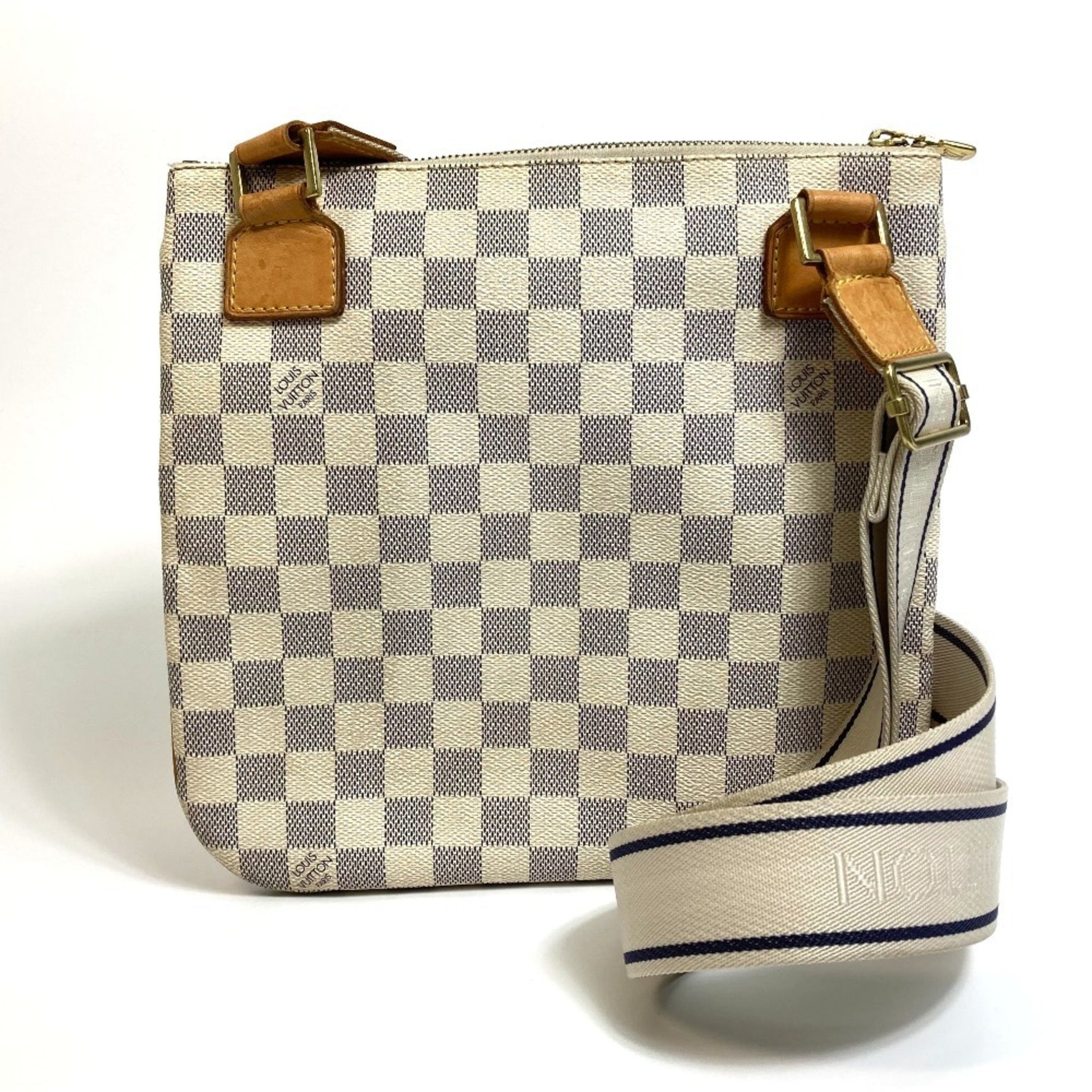 Louis Vuitton Damier Azur Pochette Bosphore Crossbody Shoulder Bag in Canvas, Azure White