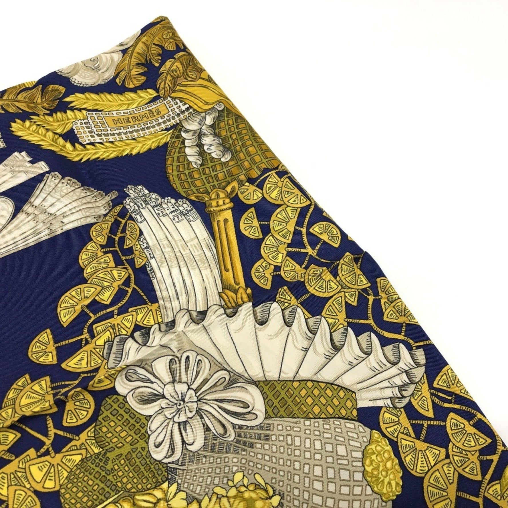 HERMES Carré 90 Chapeau! Silk Scarf