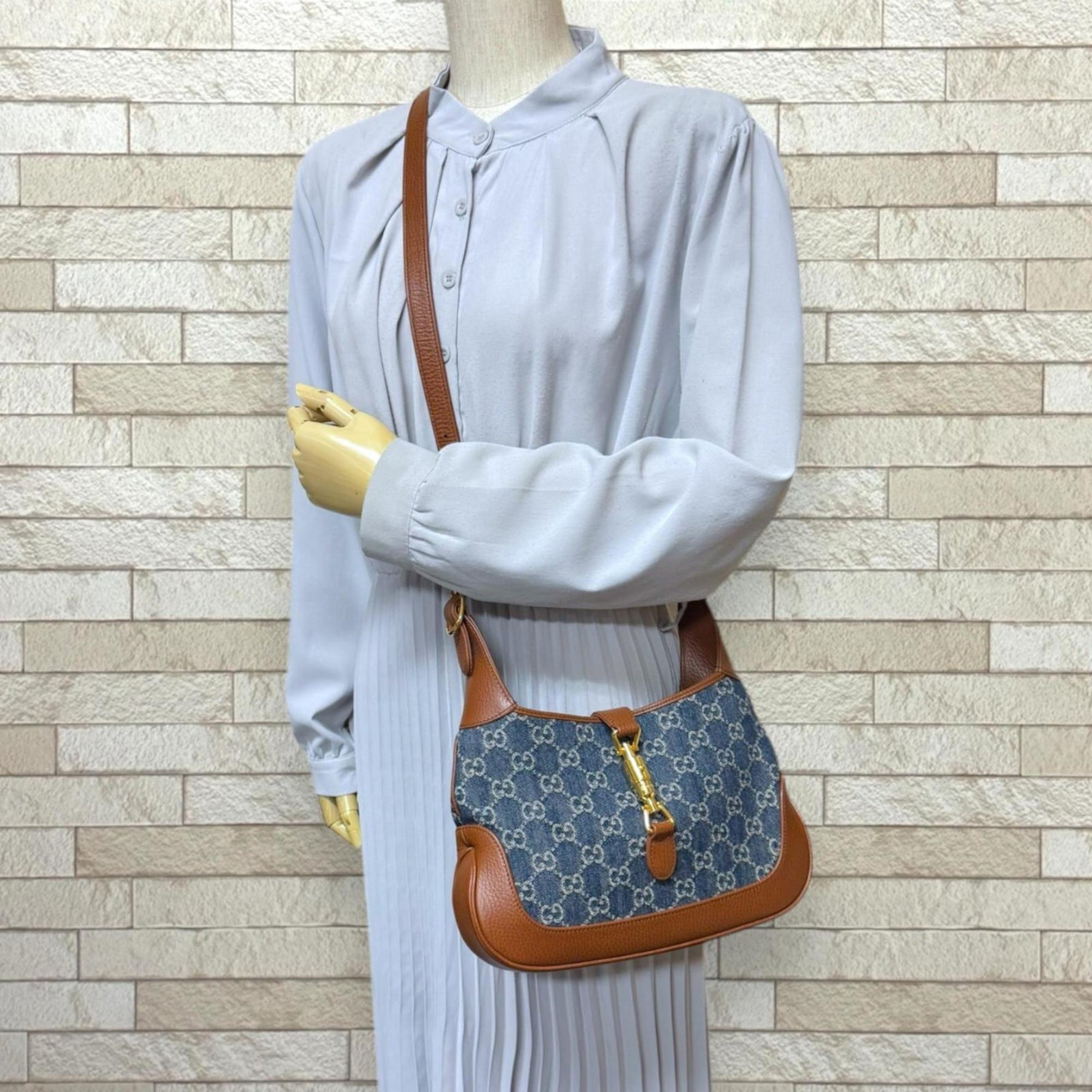 Gucci Medium Jackie 1961 Shoulder Bag Leather Blue