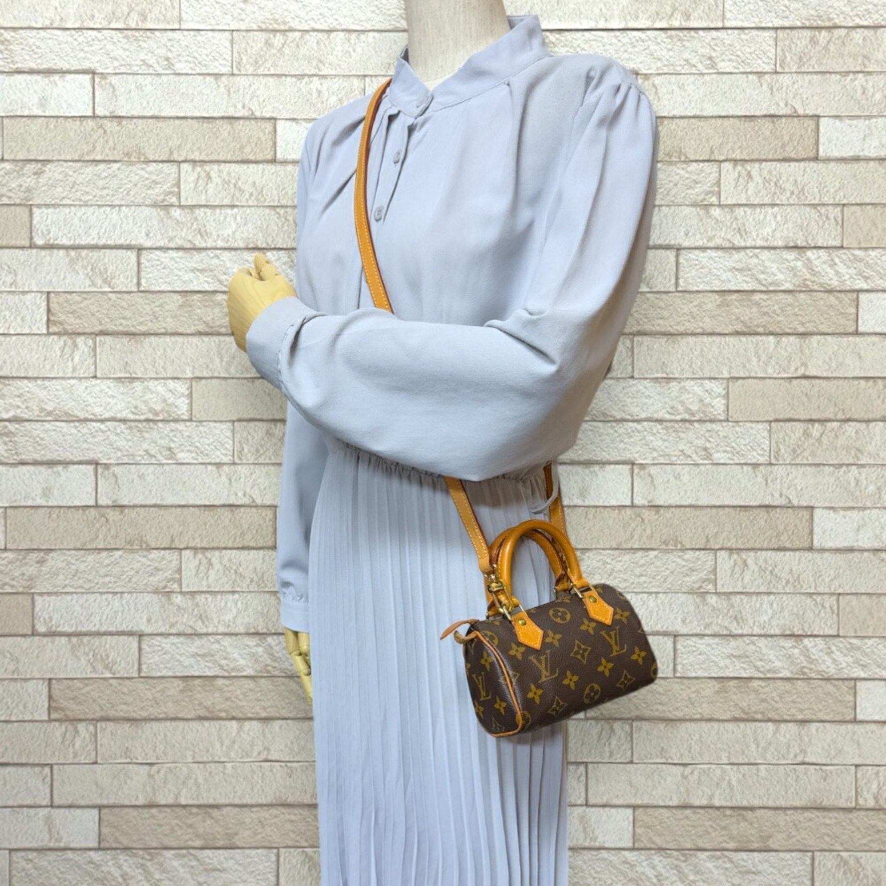 Louis Vuitton Speedy Monogram Shoulder Bag Canvas Brown