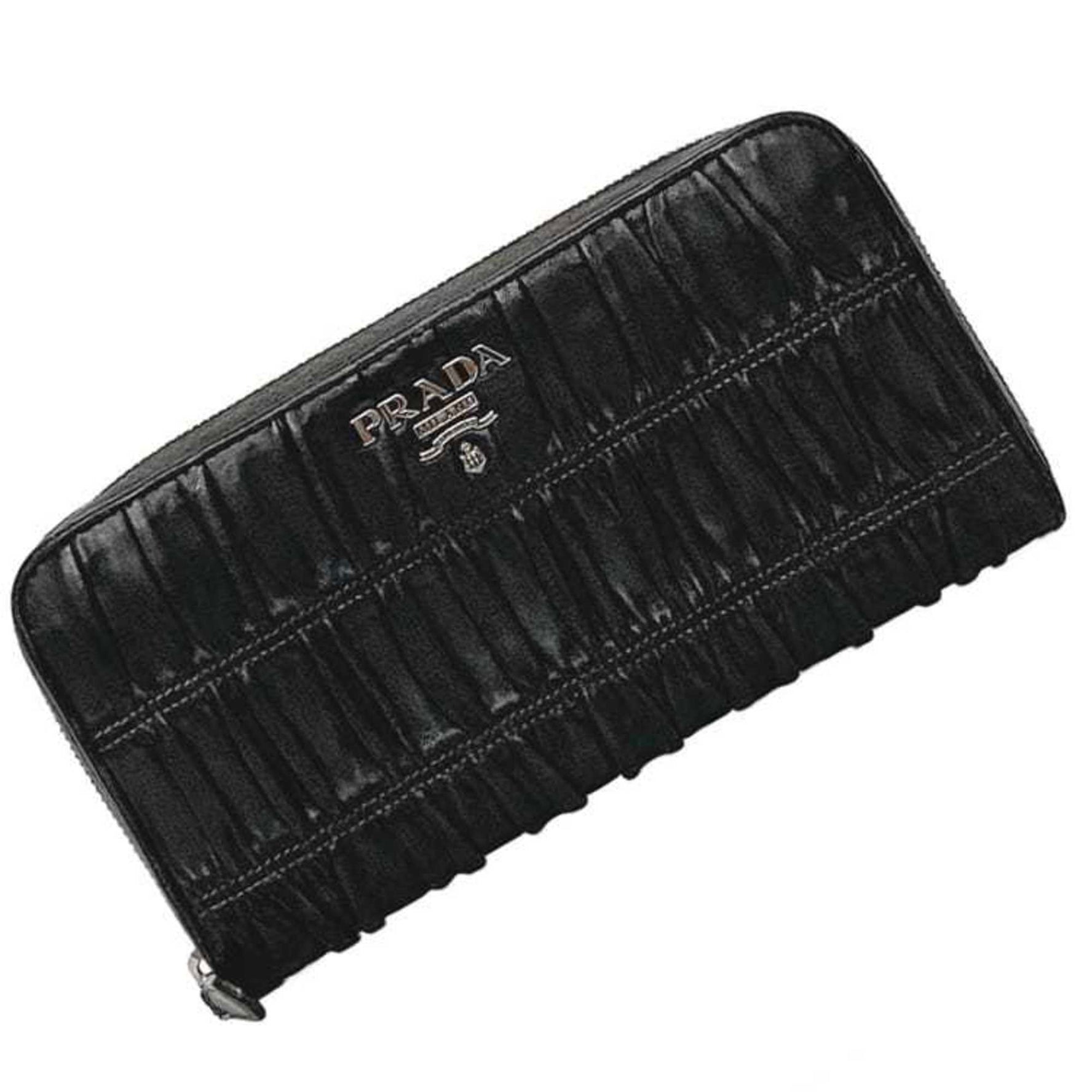 Prada Round Long Wallet ec-22237 Black 1M0506 Leather 197A PRADA Pleated Women's Men's Metal Fittings