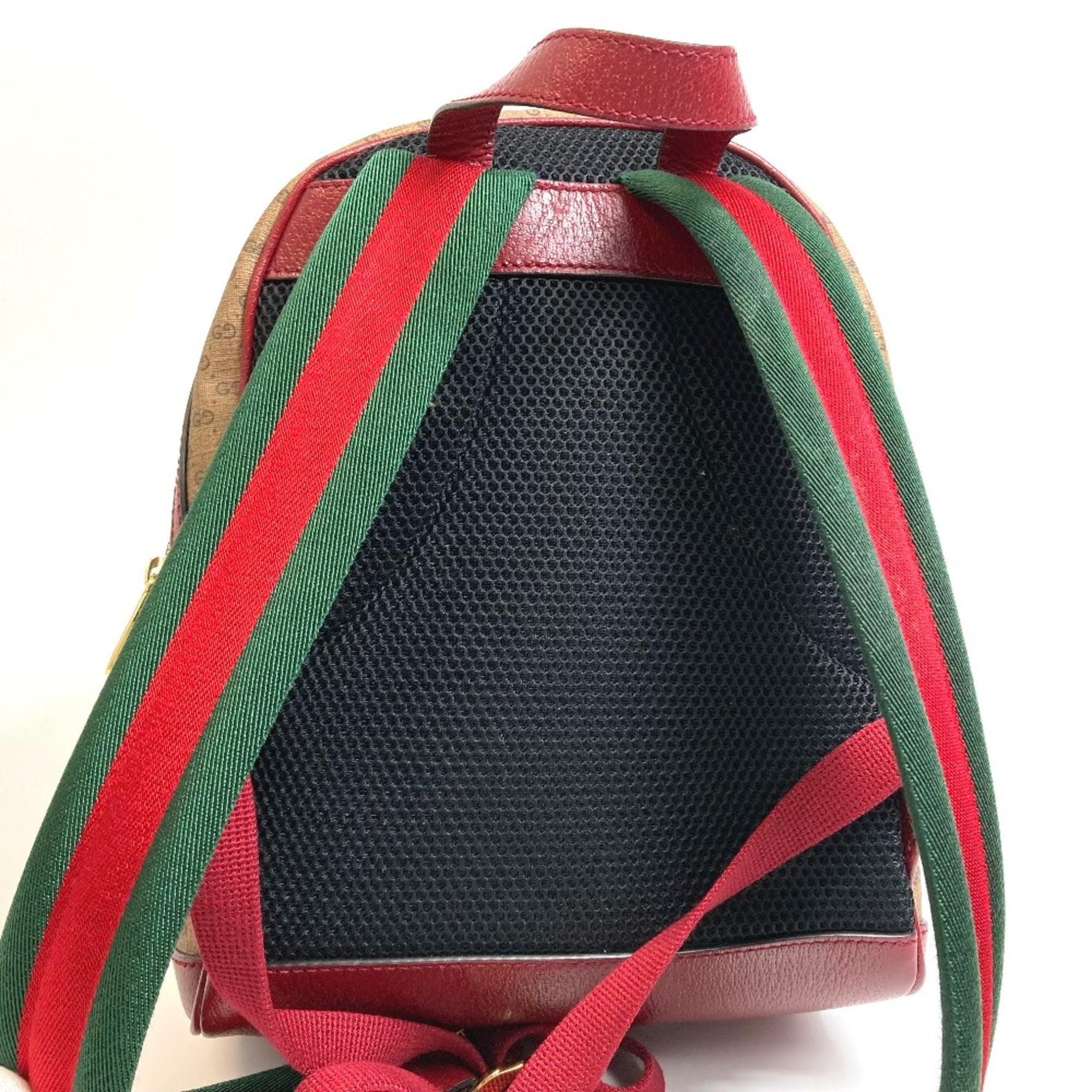 Gucci GG Supreme Backpack Backpack x Red