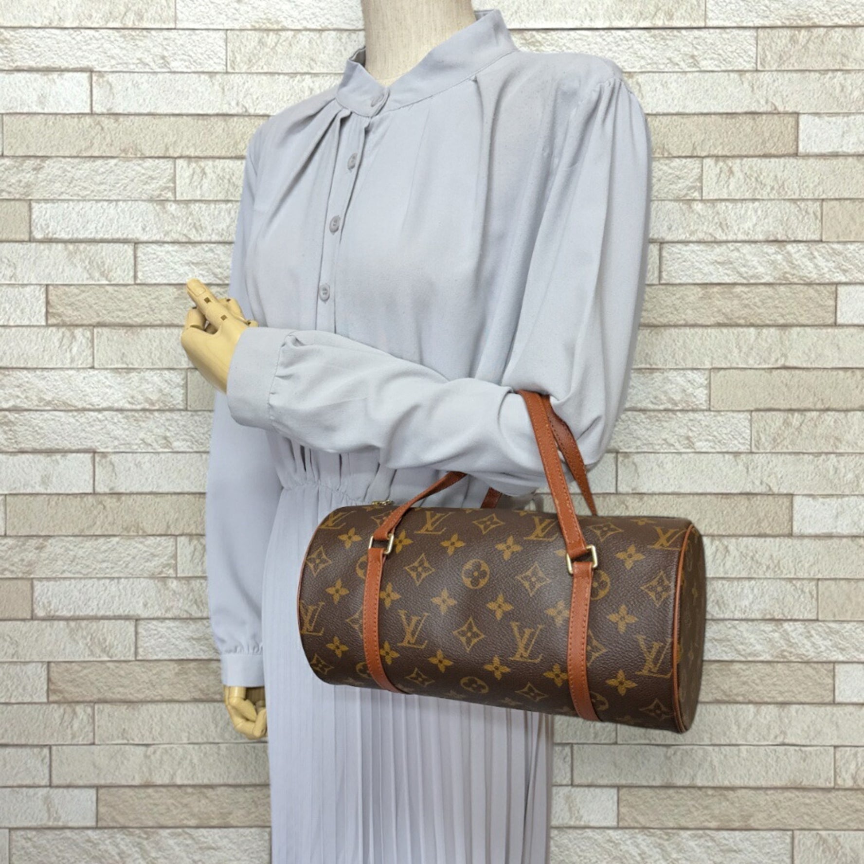 Louis Vuitton Papillon 26 Monogram Handbag Canvas Brown