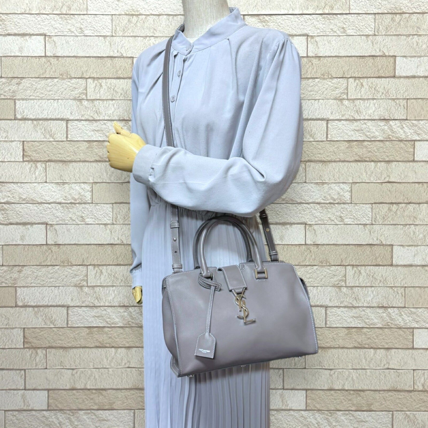 Saint Laurent Baby Cabas Shoulder Bag, Leather, SAINT LAURENT