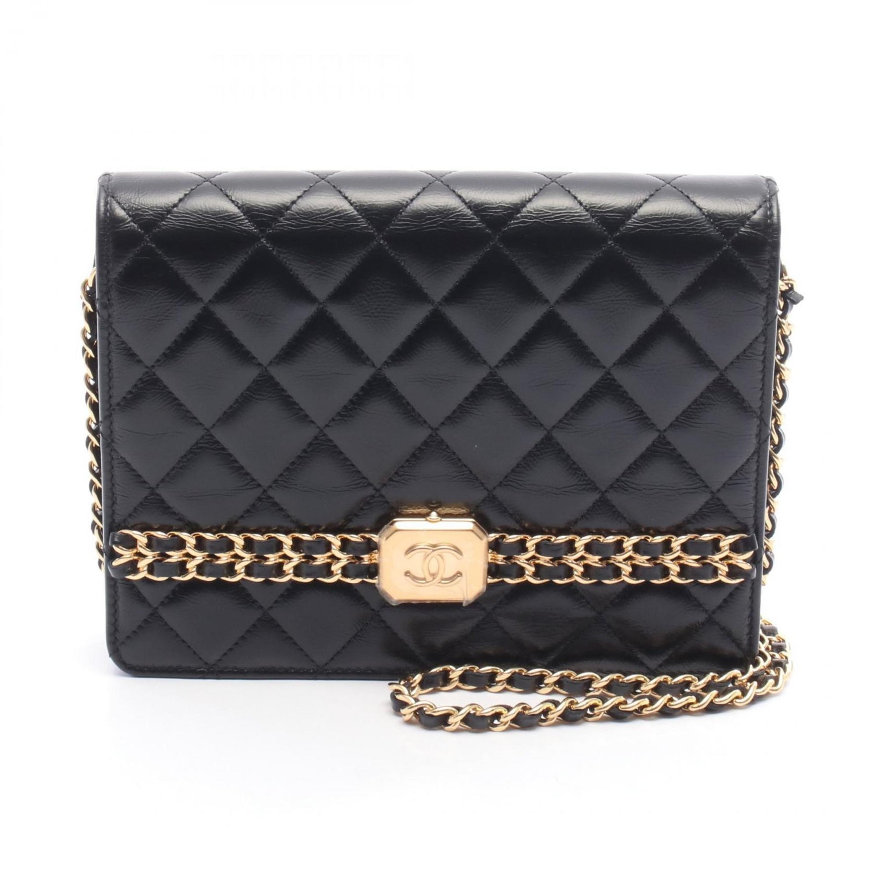 CHANEL Matelasse Shoulder Bag in Calfskin Leather (Cowhide)