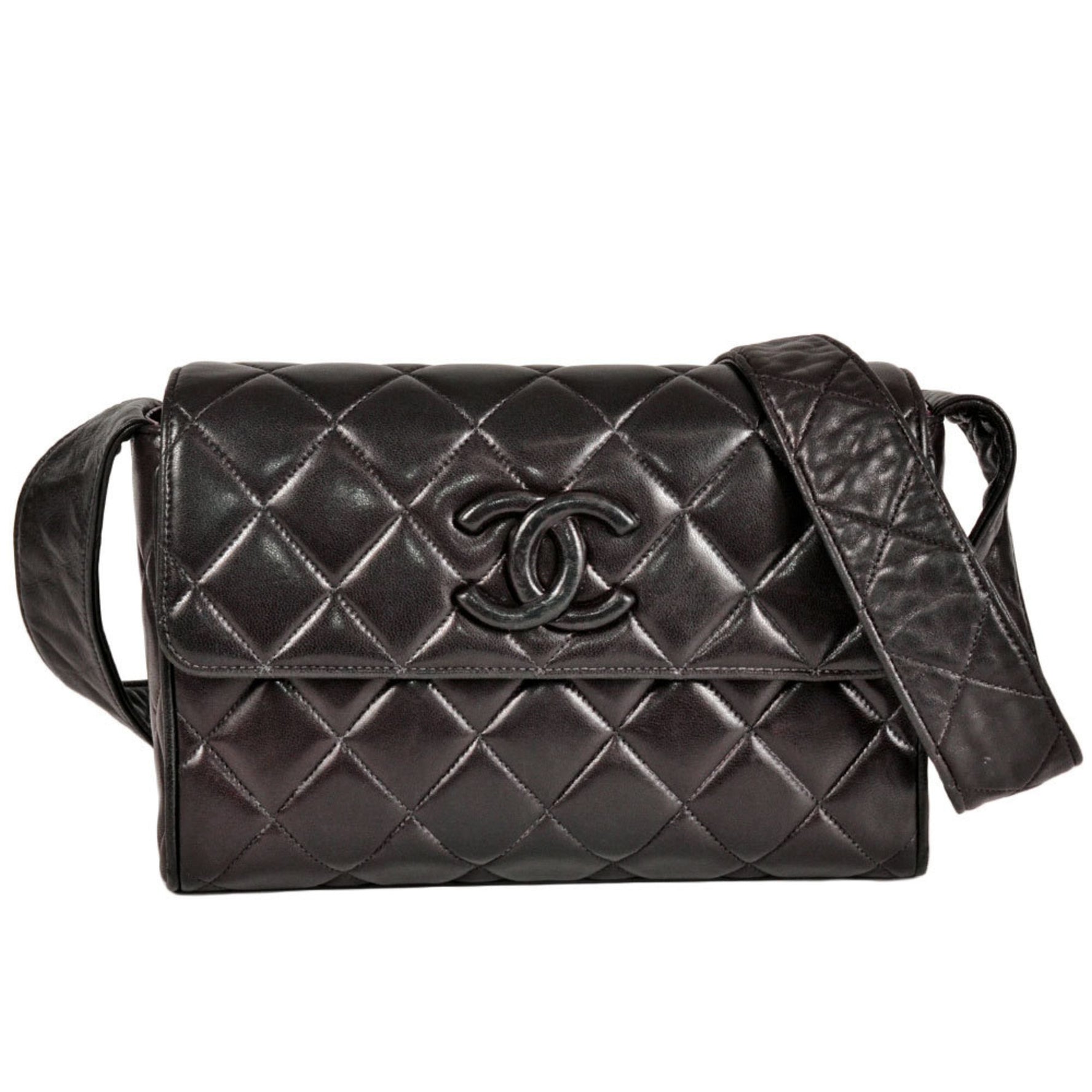 CHANEL Matelasse Leather Shoulder Bag Lambskin Coco Mark