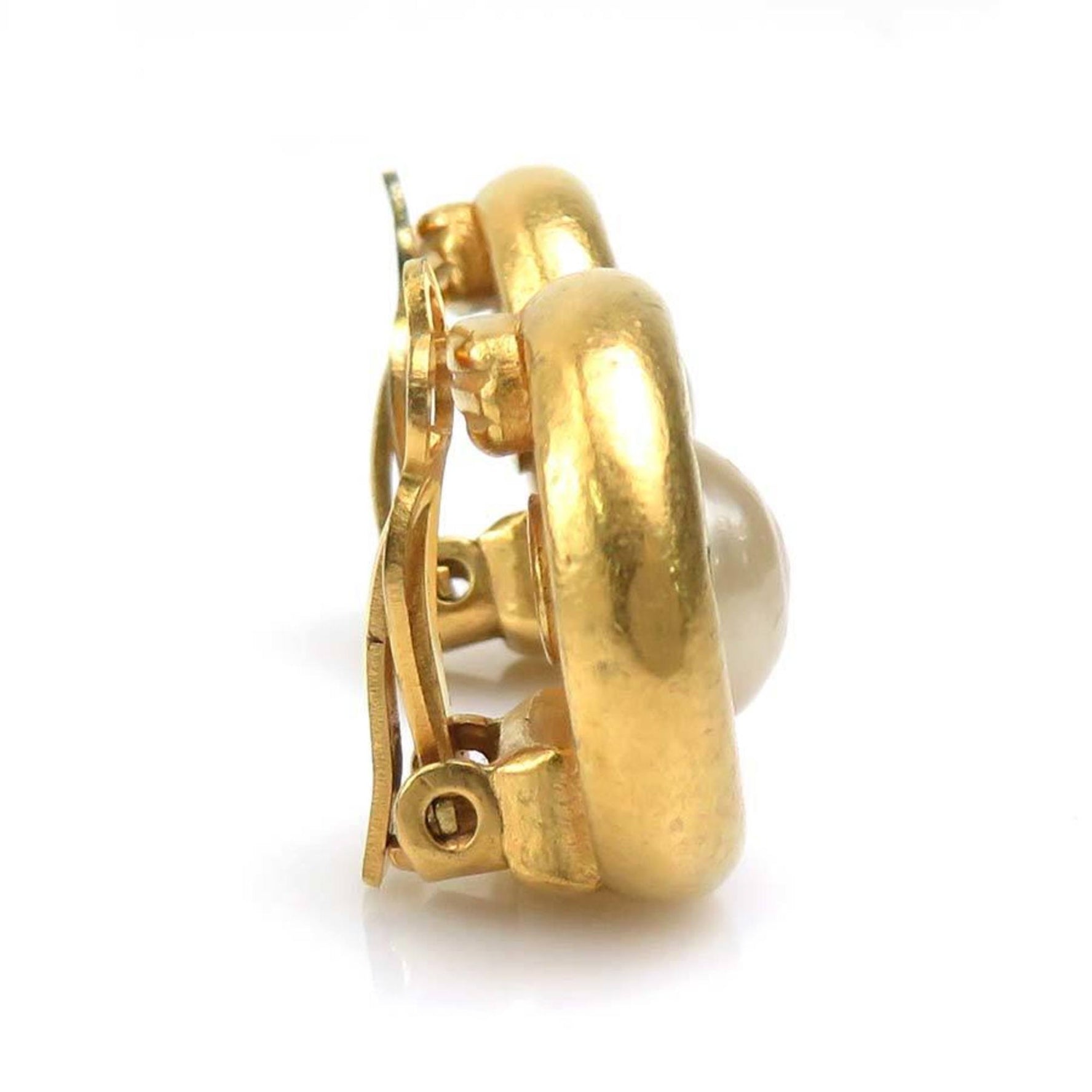 CHANEL Metal Earrings with Faux Pearls in Gold and Off-White