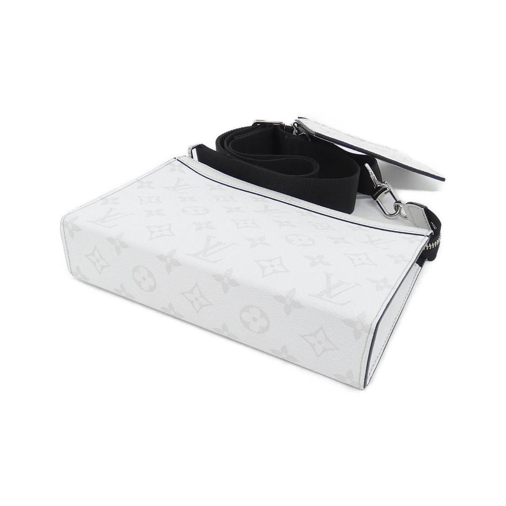 Louis Vuitton Taigarama Gaston Wearable Wallet Shoulder Bag