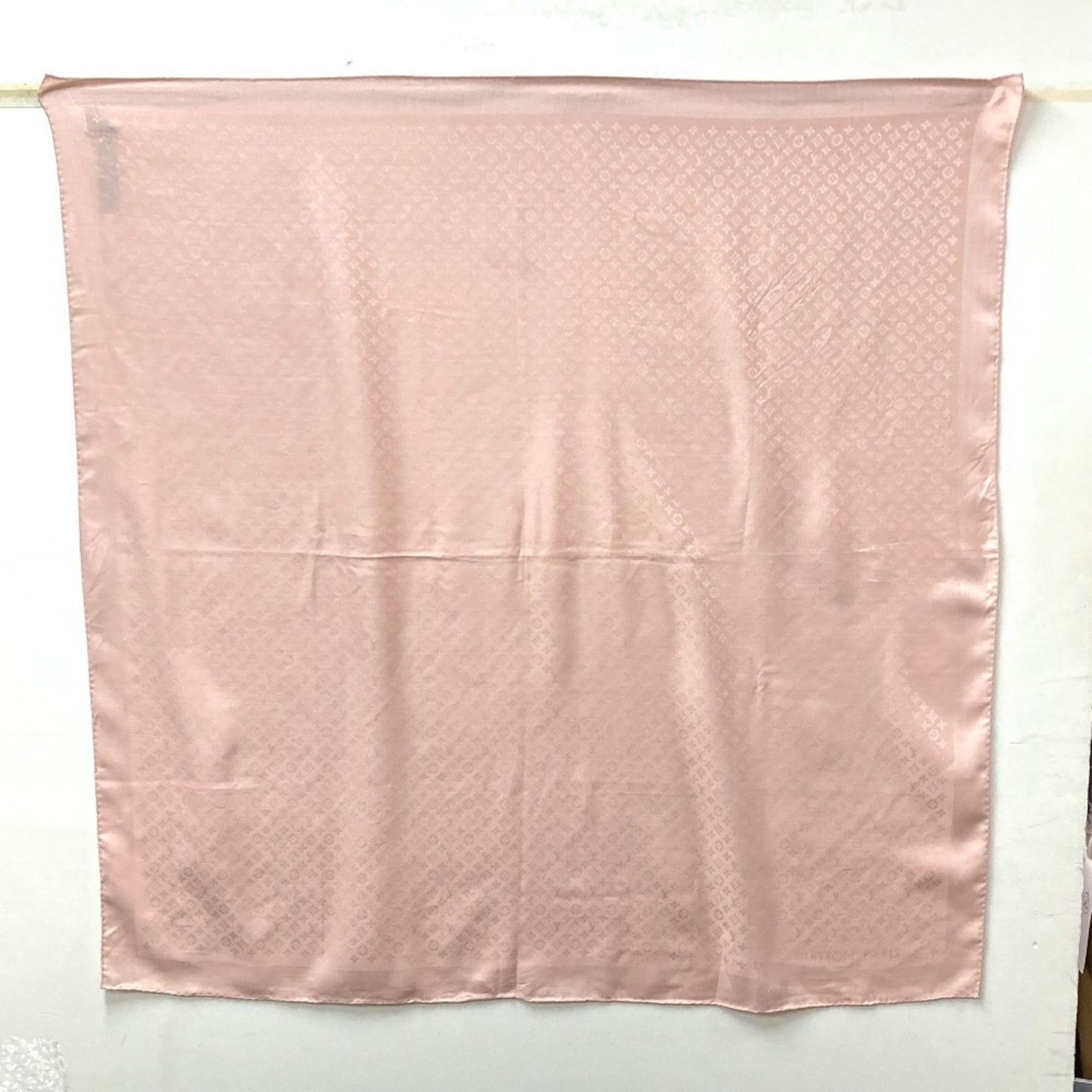 Louis Vuitton Monogram Shawl Evermore Large Stole Silk Wool Rose Poodle Pink