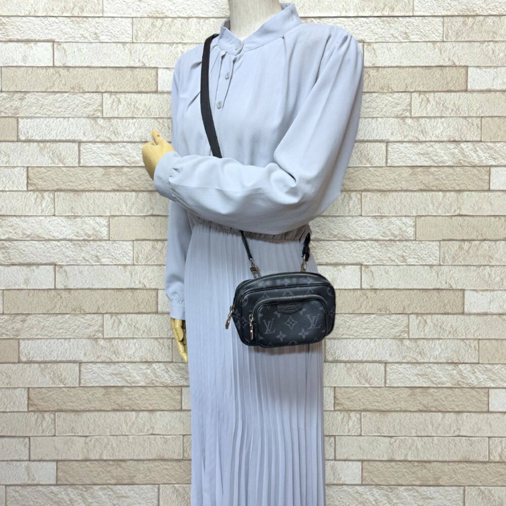 Louis Vuitton Outdoor Pochette Taiga Rama Shoulder Bag Monogram Eclipse Black
