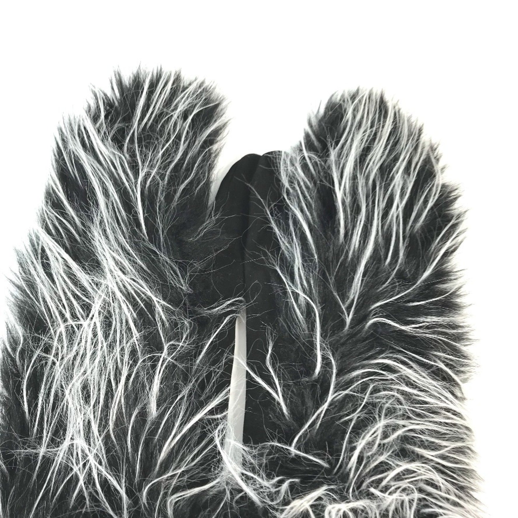 CHANEL Mitten-style CC Coco Mark Fur Nubuck Gloves Black