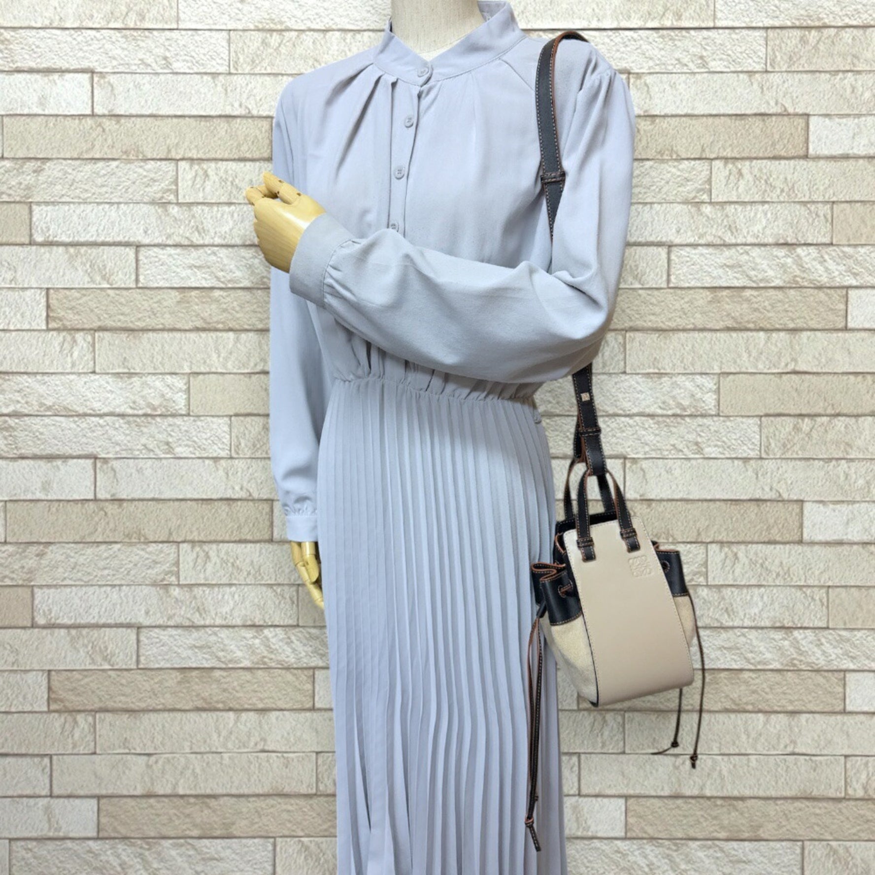 LOEWE Hammock Shoulder Bag Leather Beige