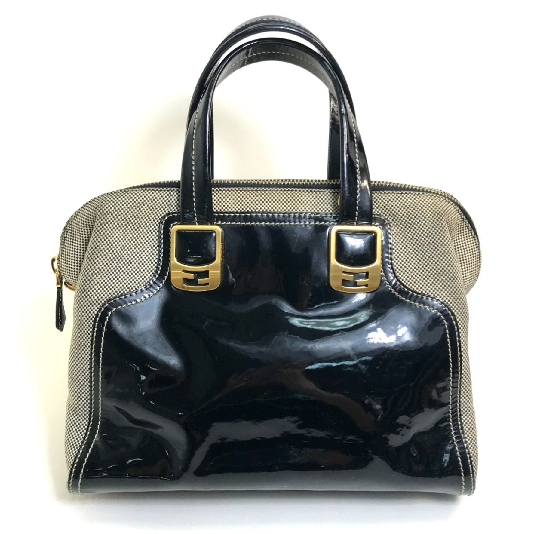 Fendi Enamel Crossbody Shoulder Shoulder Bag Hand Bag BlackBased