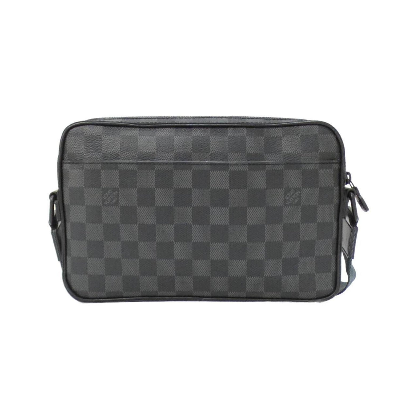 Louis Vuitton Damier Alpha Messenger Shoulder Bag