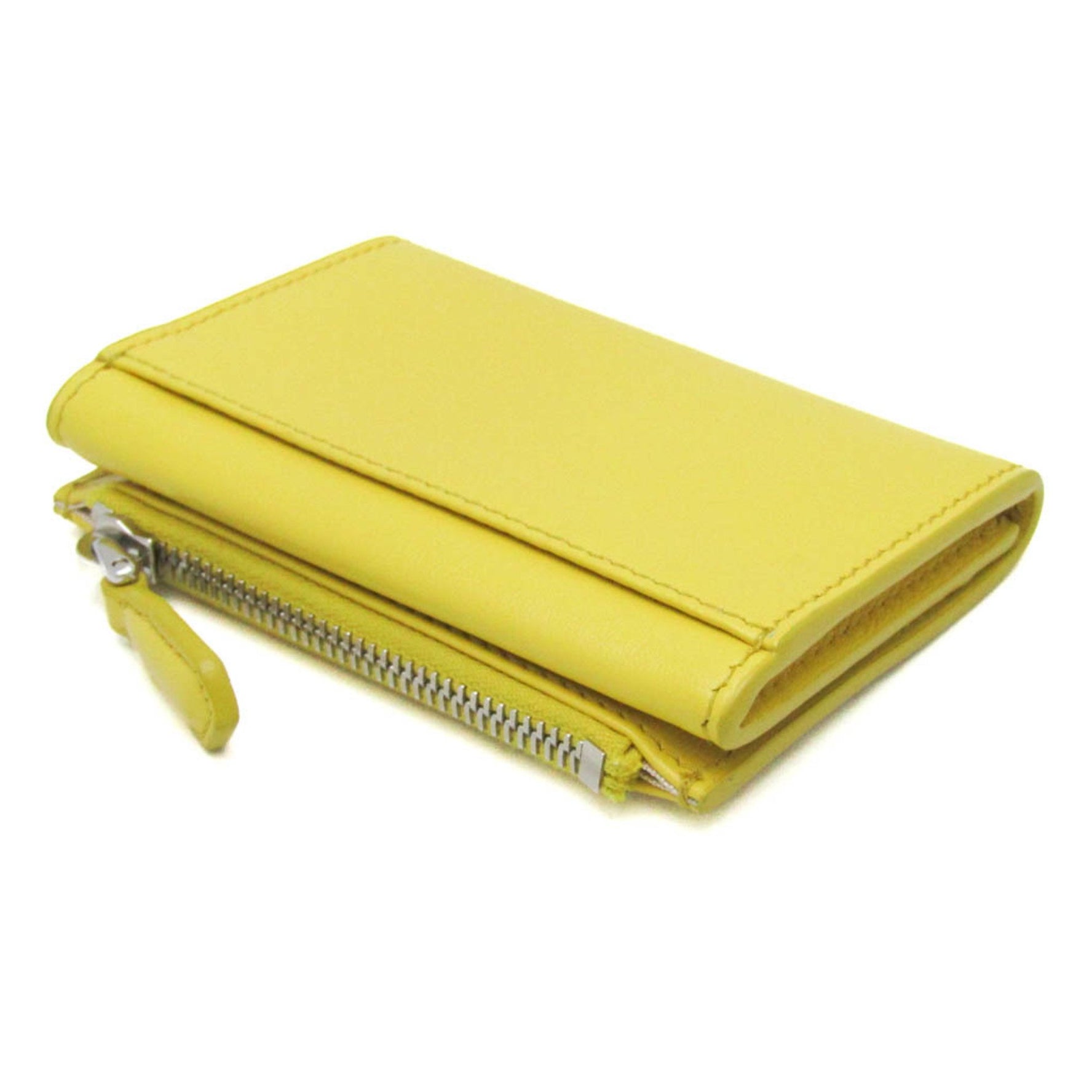 Prada Grace Triangle Compact Wallet Leather Wallet (bi-fold)