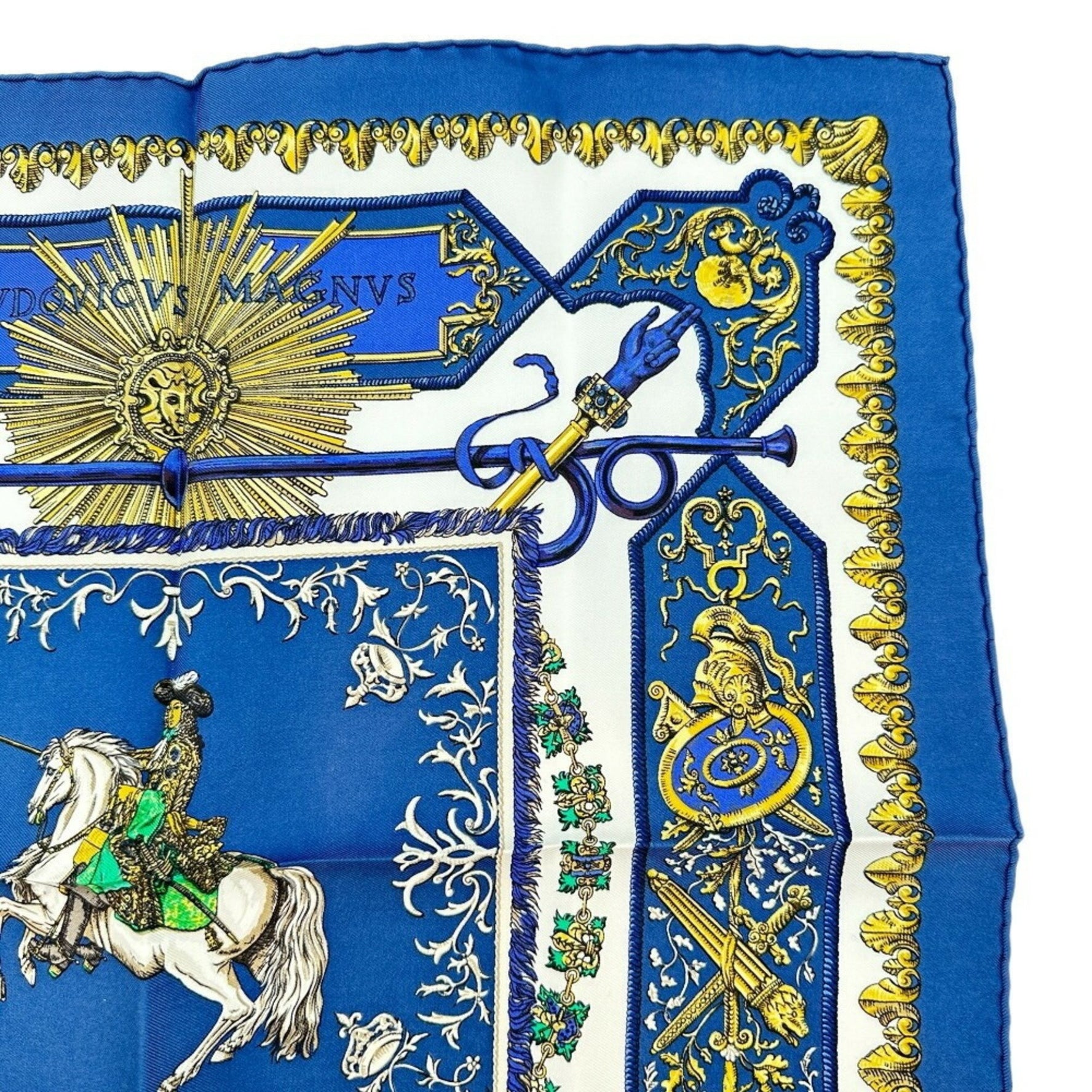 Hermes Carre 42 Scarf Muffler LVDOVICVS MAGNVS Louis XIV on a White Horse Silk