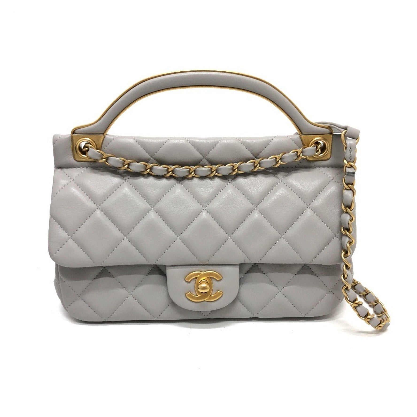 CHANEL Matelasse Handbag/Shoulder Bag in Lambskin, Like New