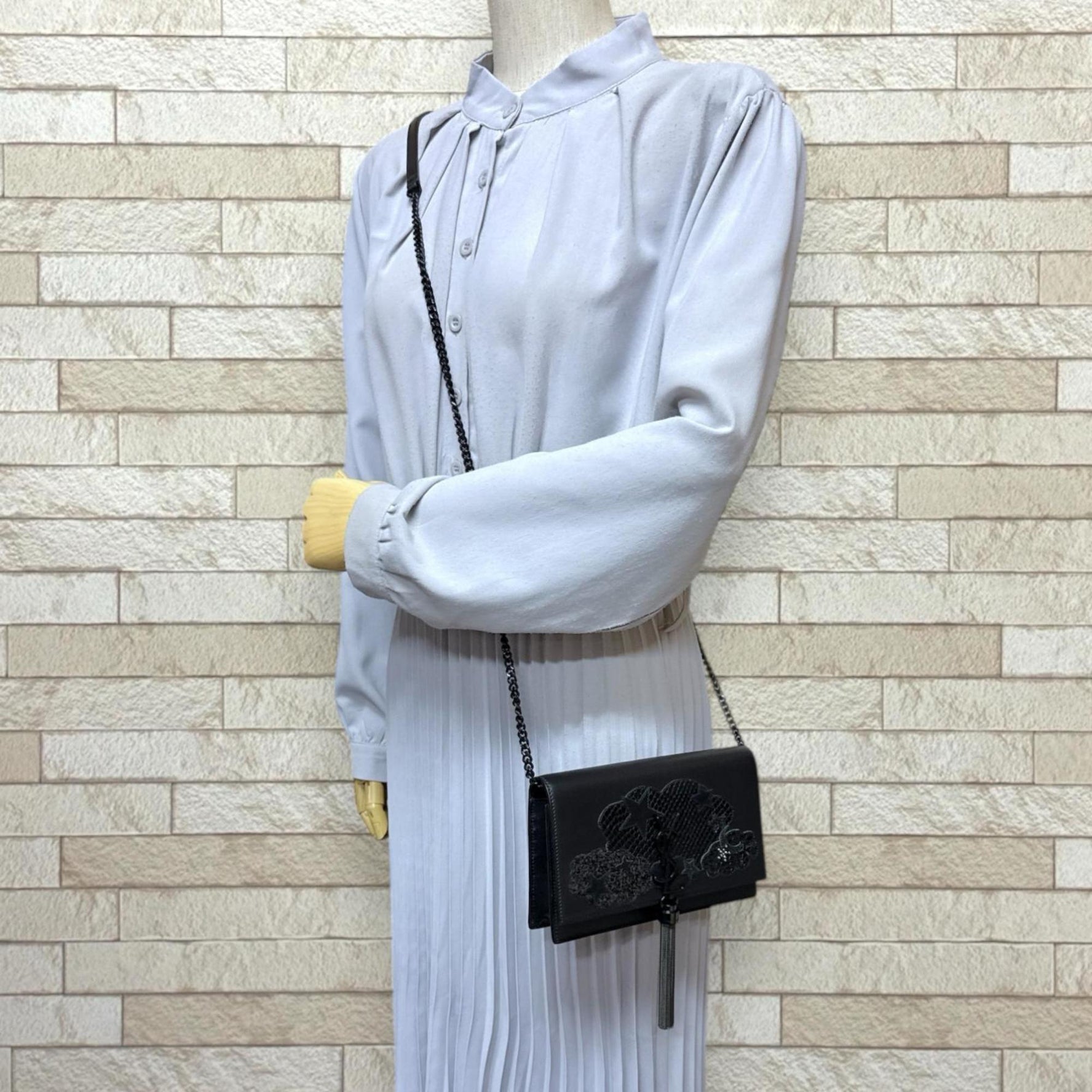 Saint Laurent Shoulder Bag, Leather, SAINT LAURENT Chain Bag