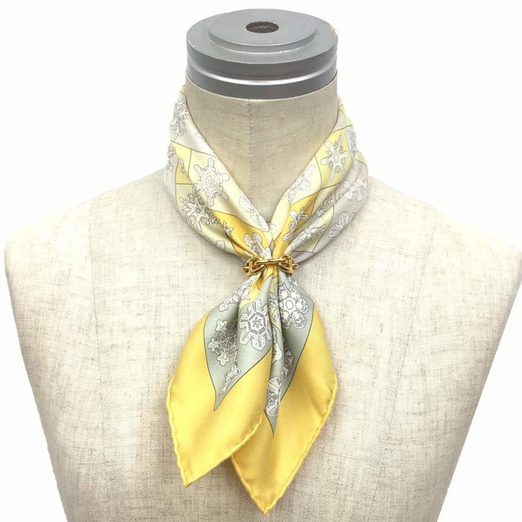 HERMES Scarf Muffler Carre 45 FEUX DE L'HIVER (Fire) Snowflake 100% Silk