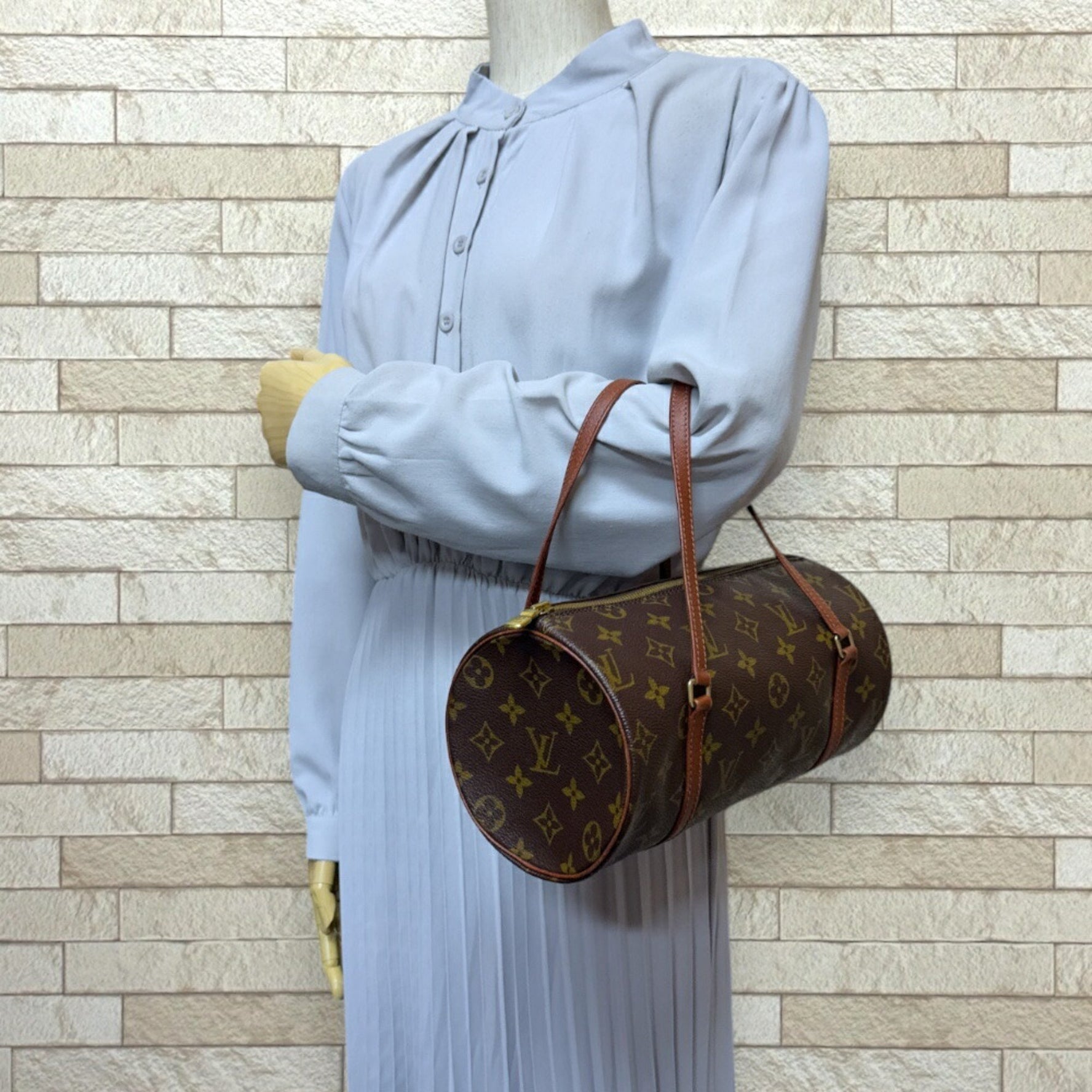 Louis Vuitton Papillon 26 Monogram Handbag Canvas Brown