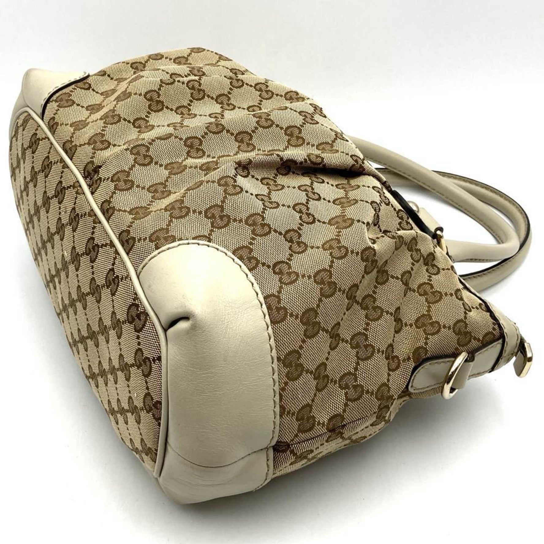 GUCCI Tote Bag White GG Canvas Leather Keychain