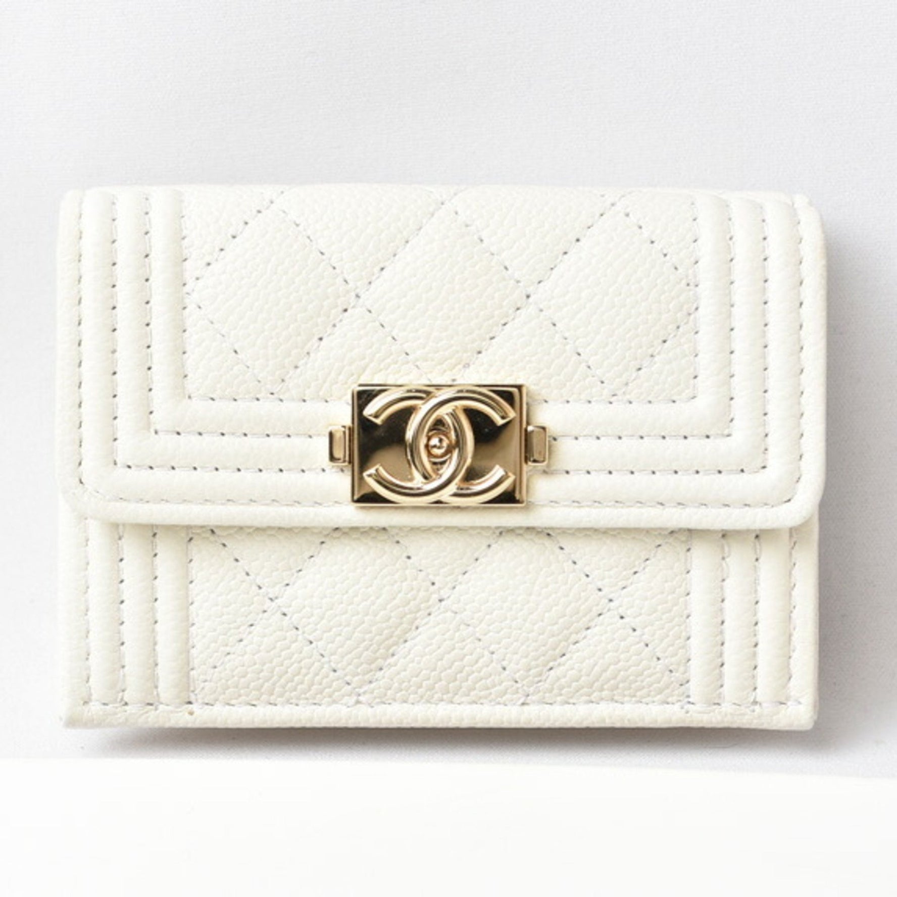 Chanel Wallet/Tri-fold Wallet Boy Caviar Skin Gold