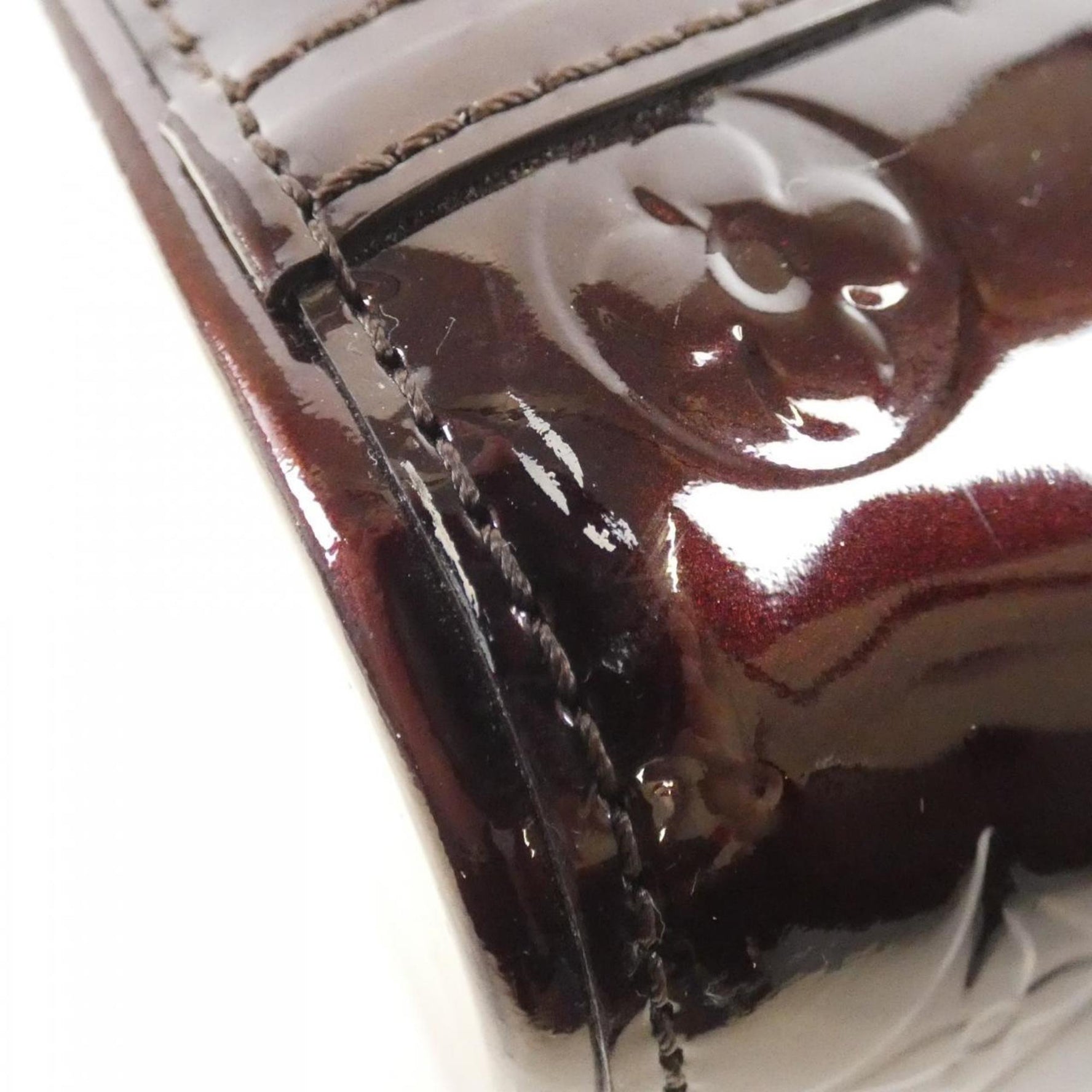 Louis Vuitton Vernis Avalon GM Shoulder Bag