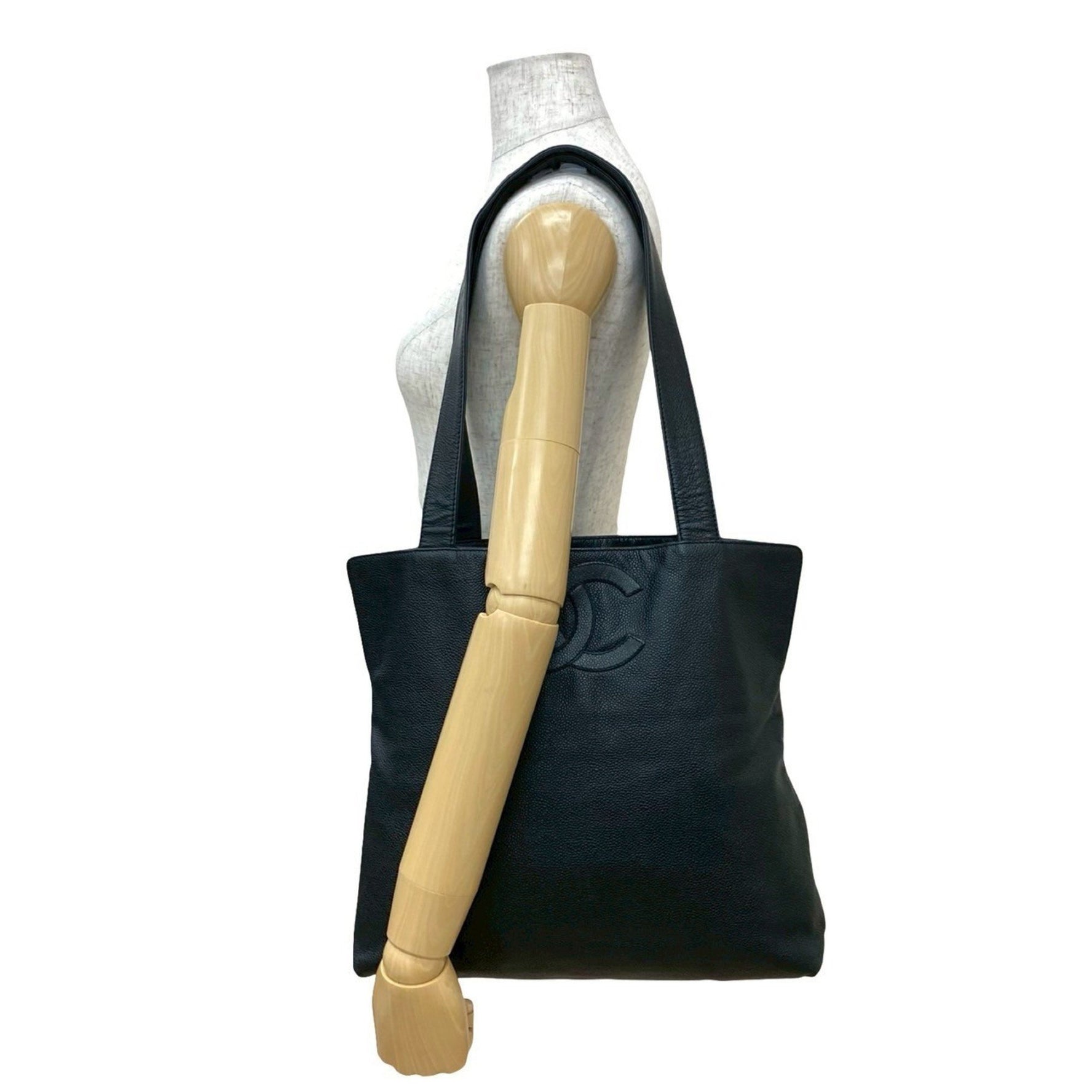 Seal No. 5 CHANEL Vintage Coco Mark Caviar Skin Tote Bag Handbag