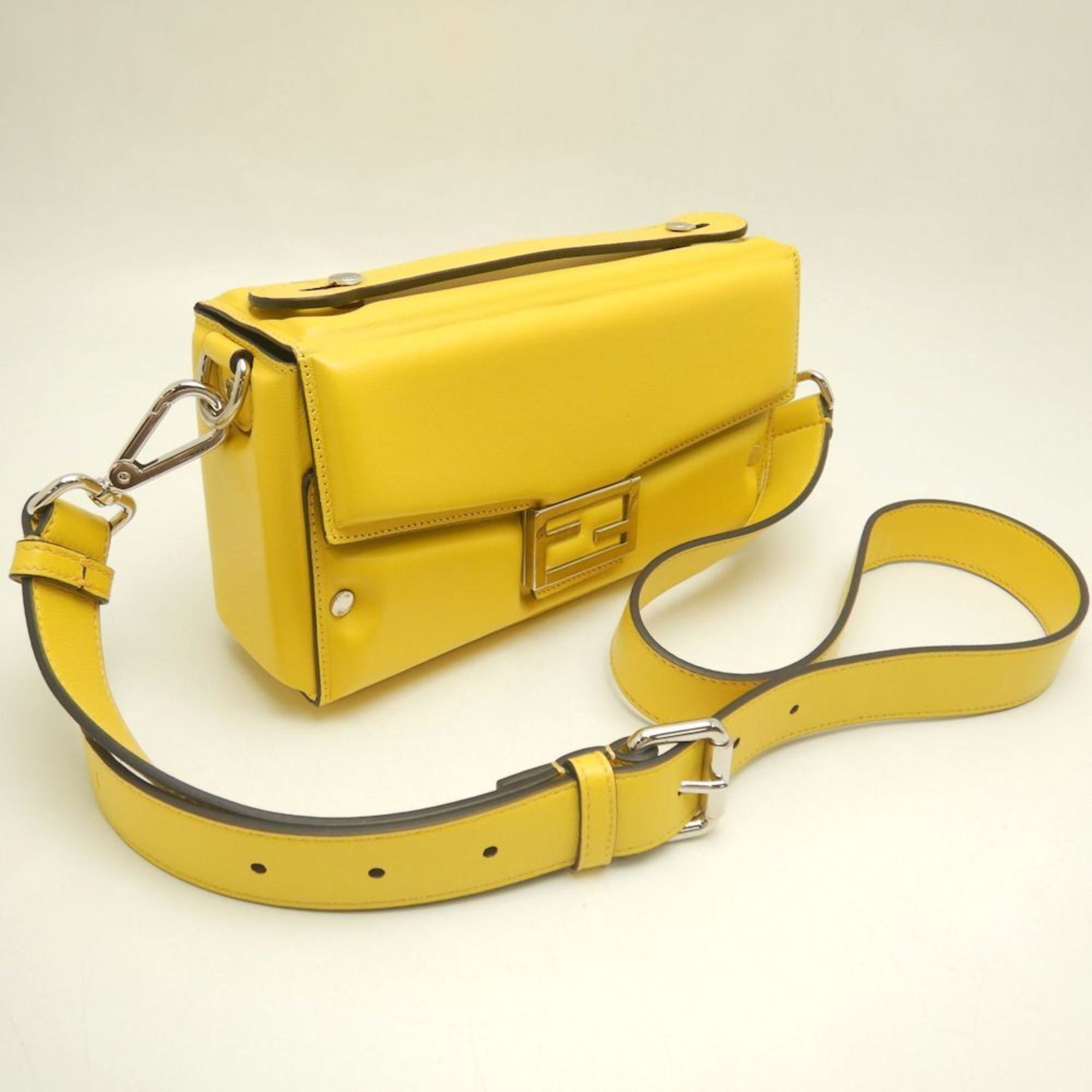 FENDI Bucket Soft Trunk Shoulder Bag in Leather
