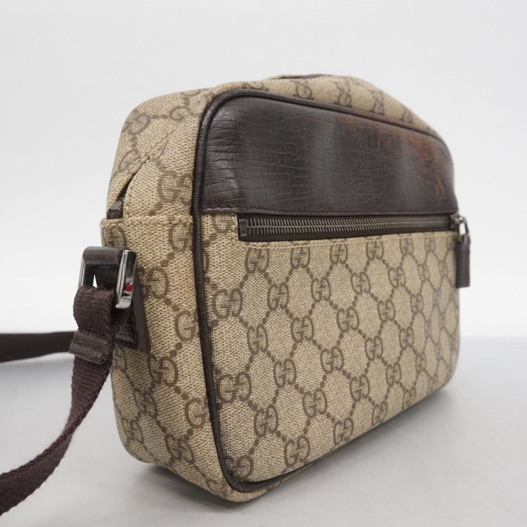 Gucci GG Supreme Shoulder Bag